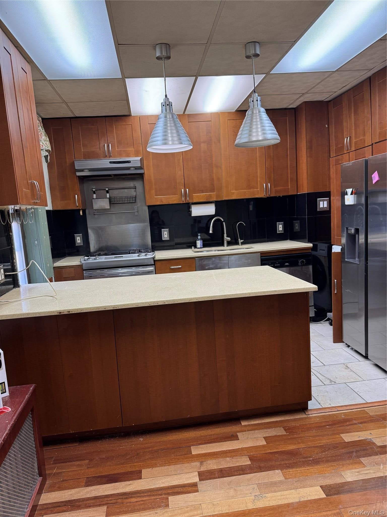 2922 Barnes Avenue AVE Unit: 5F, Bronx