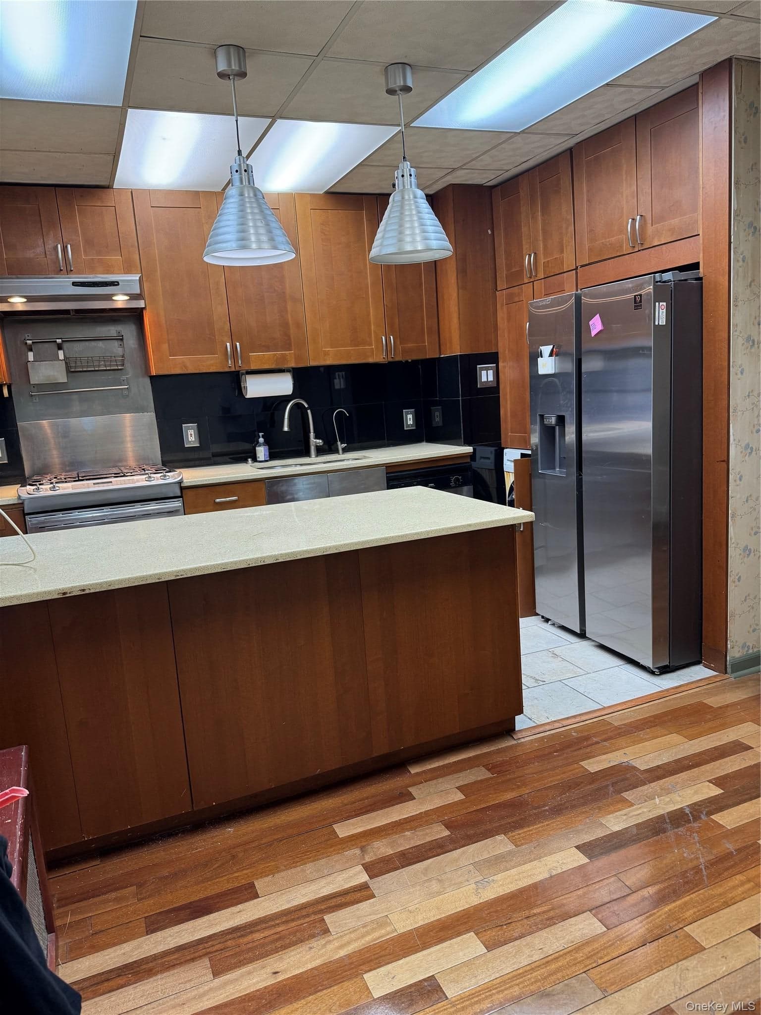 2922 Barnes Avenue AVE Unit: 5F thumbnail 4