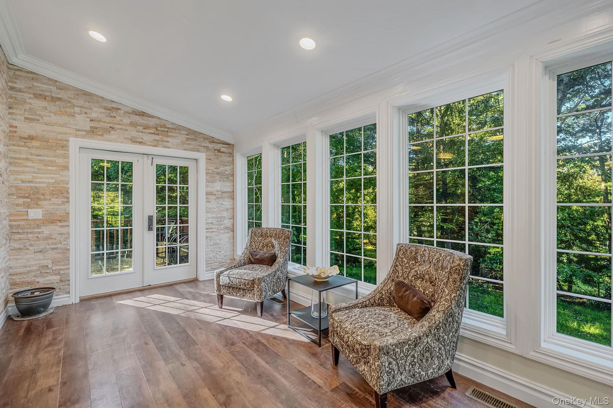 9 Tower Hill Road thumbnail 12