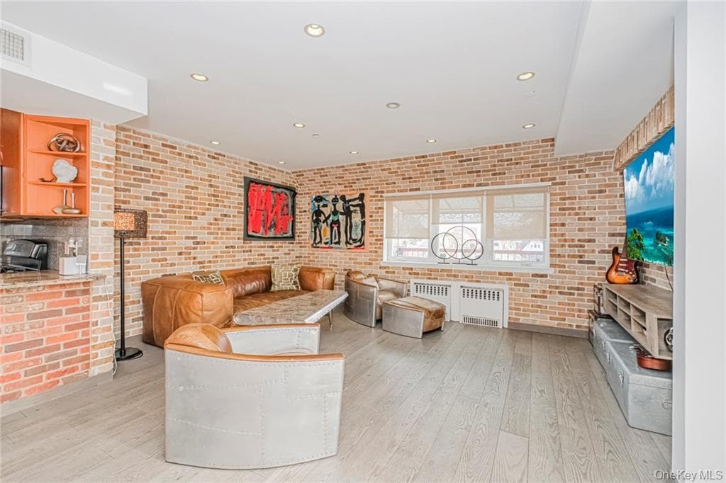 3567 Shore Parkway Unit: H4A thumbnail 5