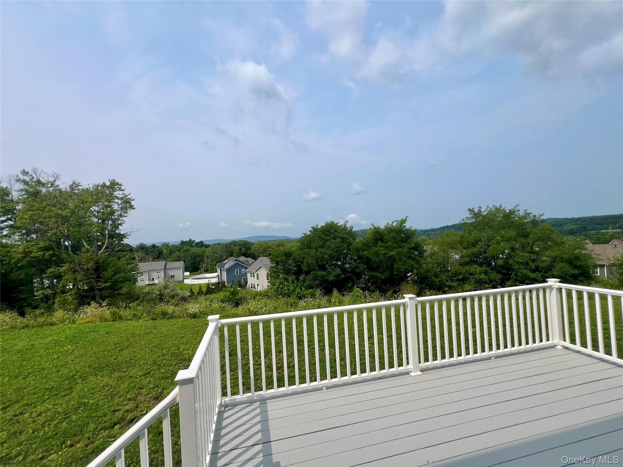 47 Dartmouth Drive thumbnail 3