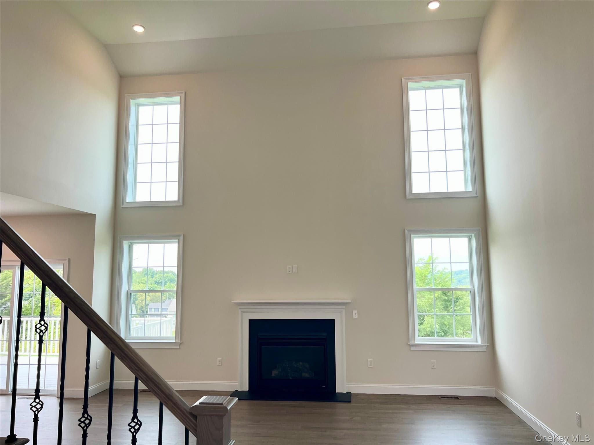 47 Dartmouth Drive thumbnail 5