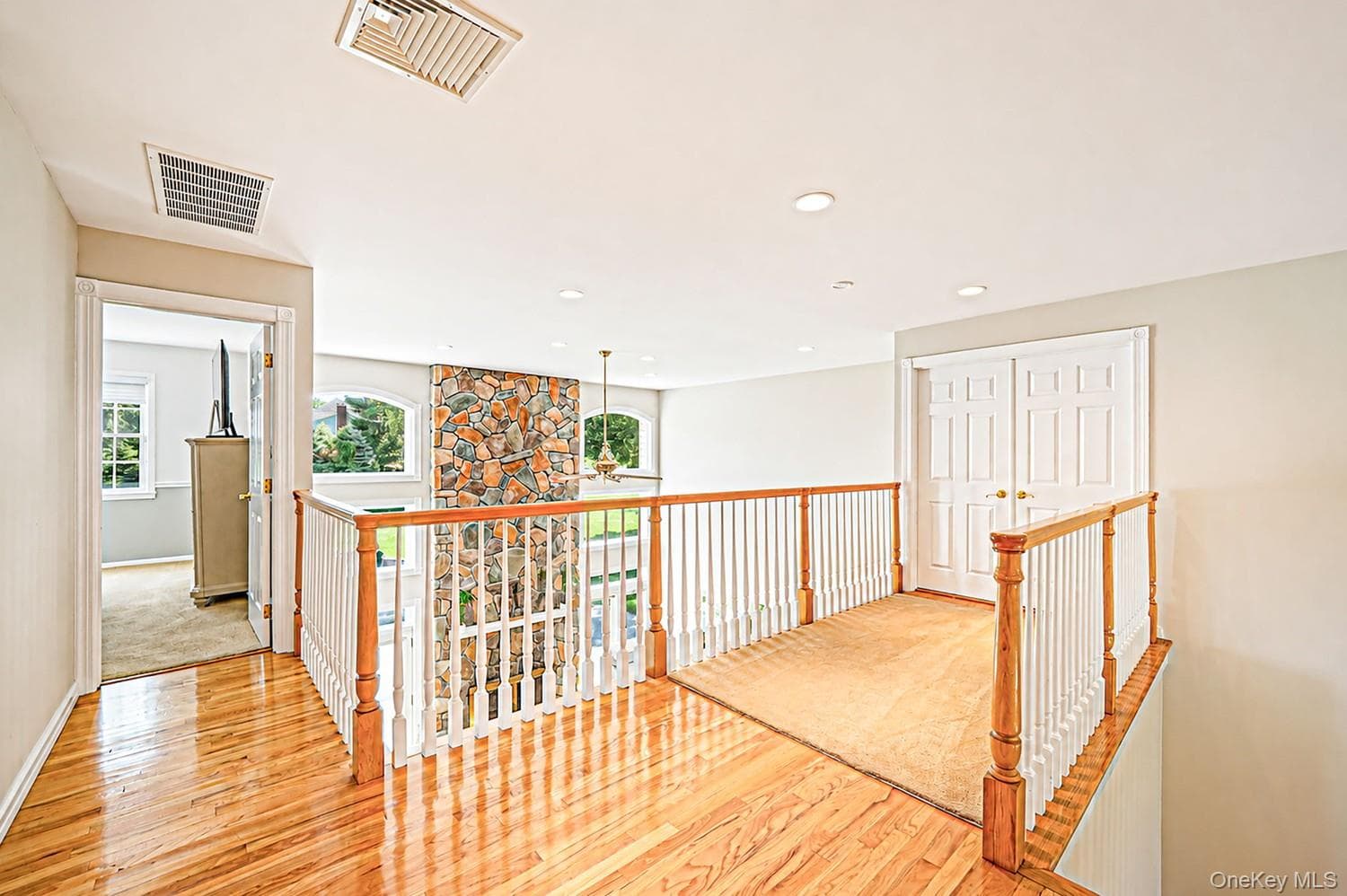4 Holly Lane thumbnail 8