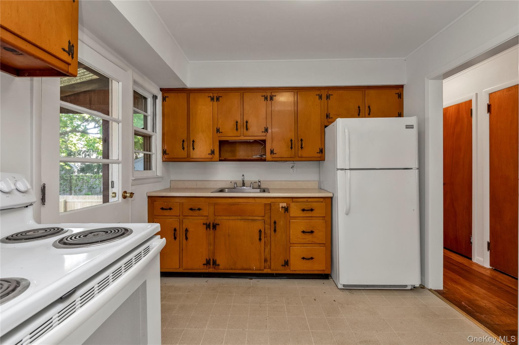 65 Grant Avenue thumbnail 12