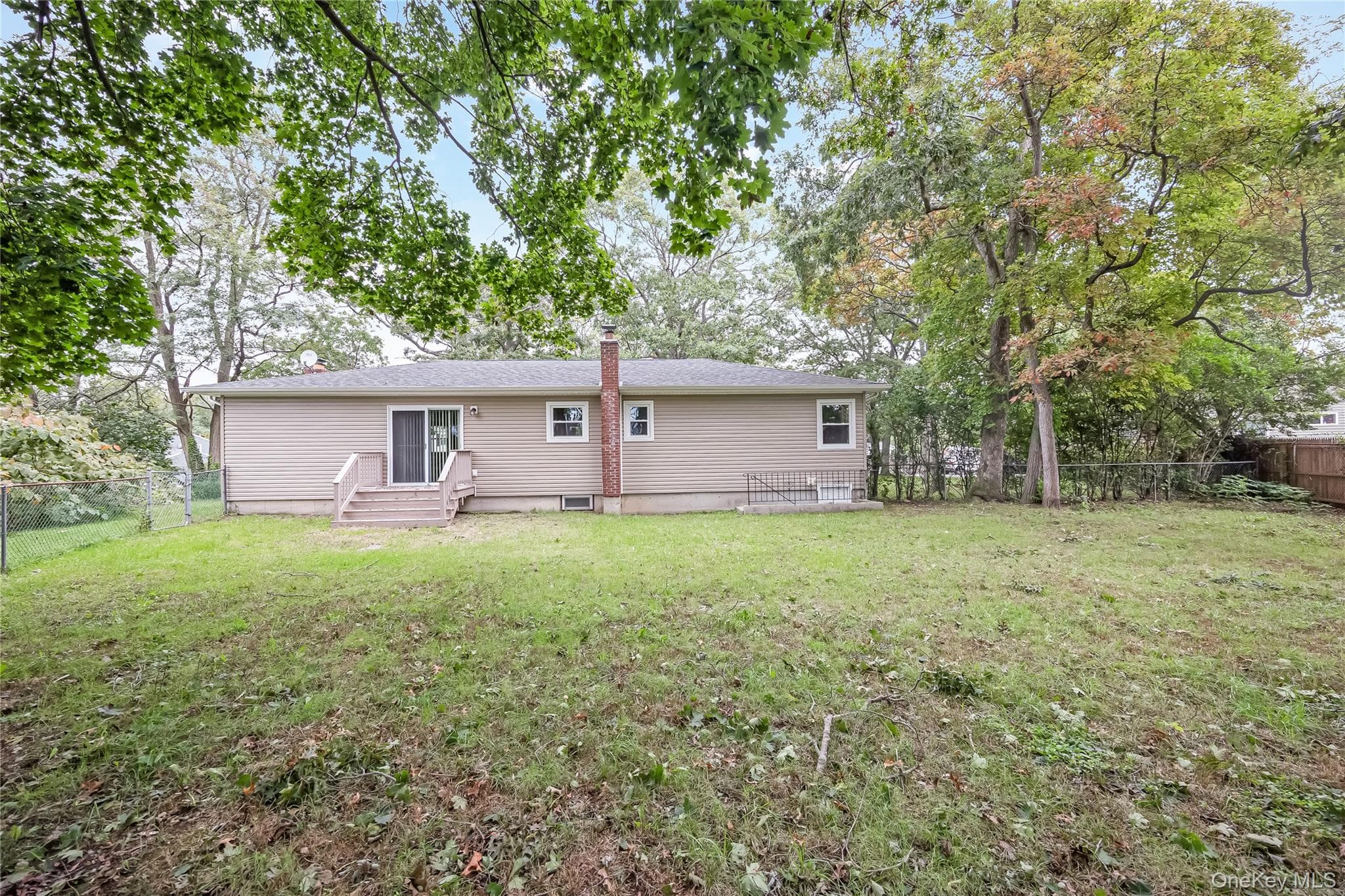 1182 E 3rd Avenue thumbnail 25
