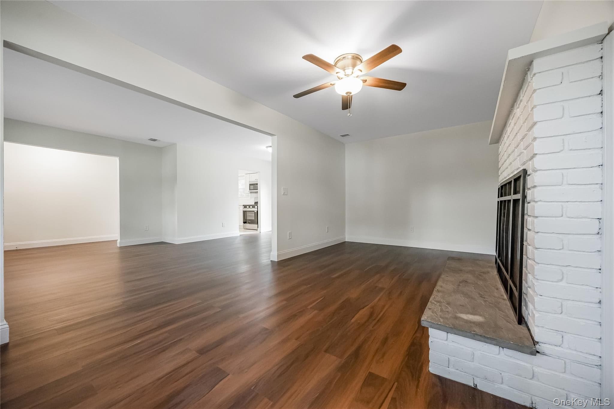 1182 E 3rd Avenue thumbnail 13