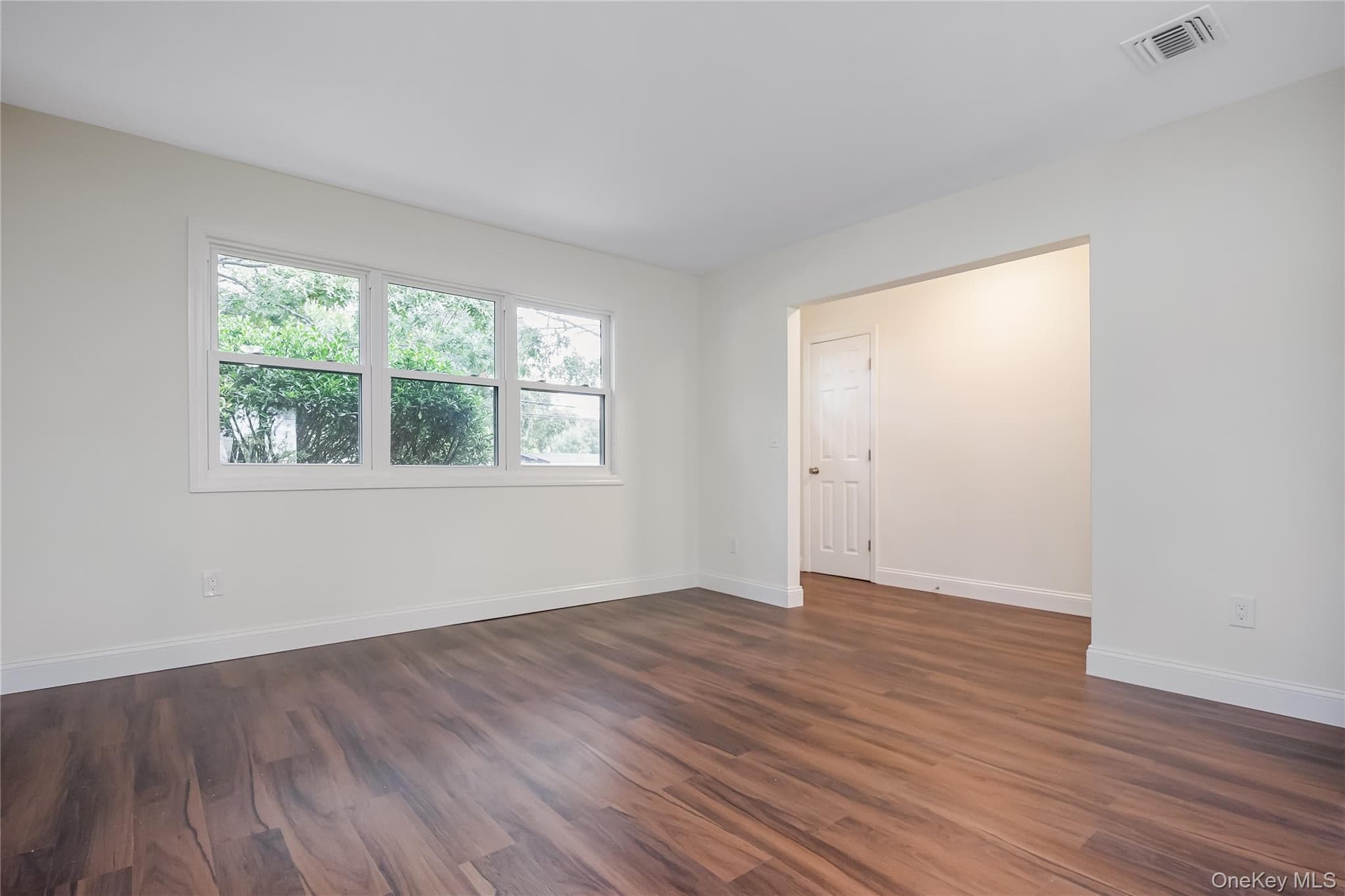 1182 E 3rd Avenue thumbnail 5