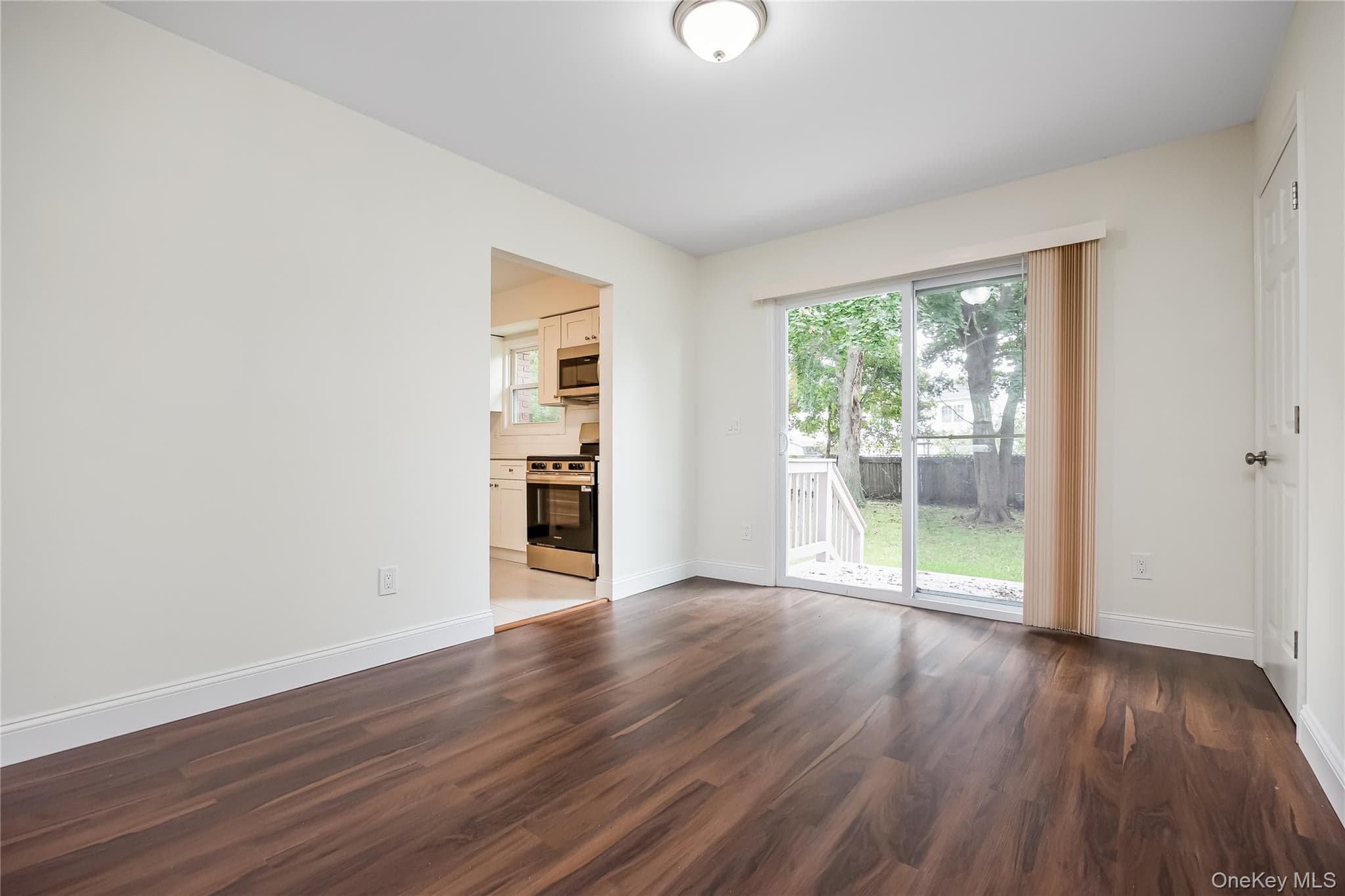 1182 E 3rd Avenue thumbnail 6