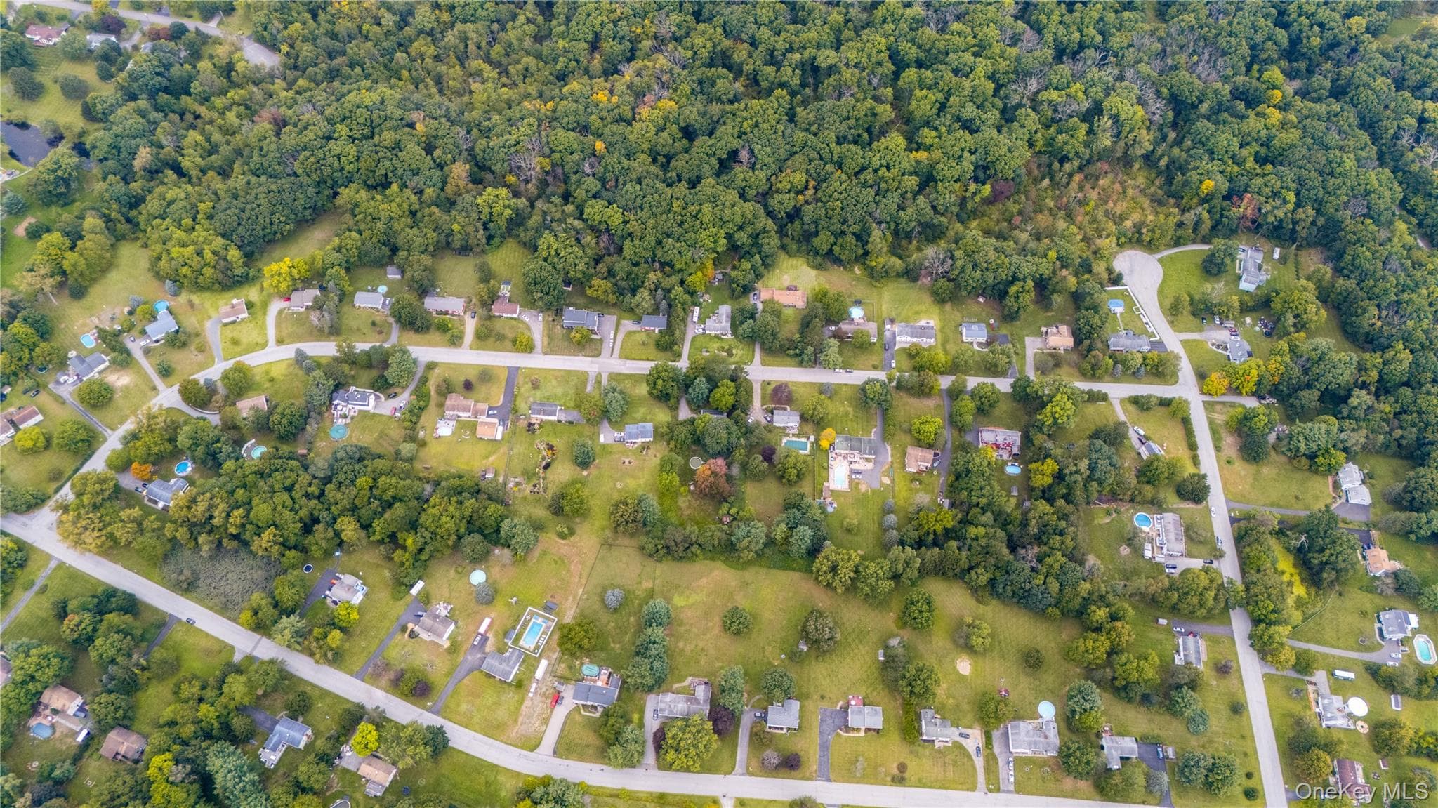 21 Elizabeth Drive thumbnail 19