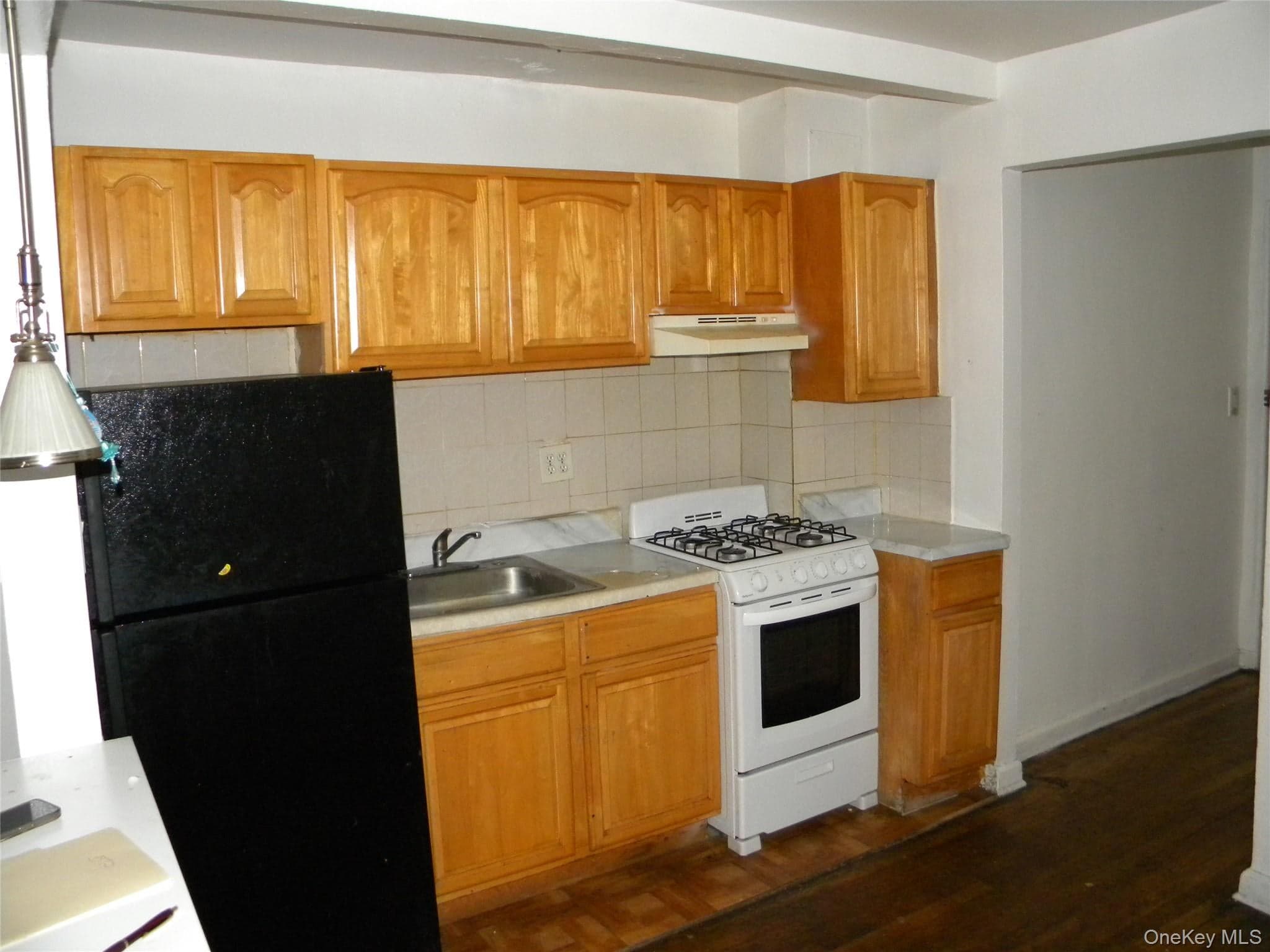 42-25 80th Street Unit: 5P thumbnail 3