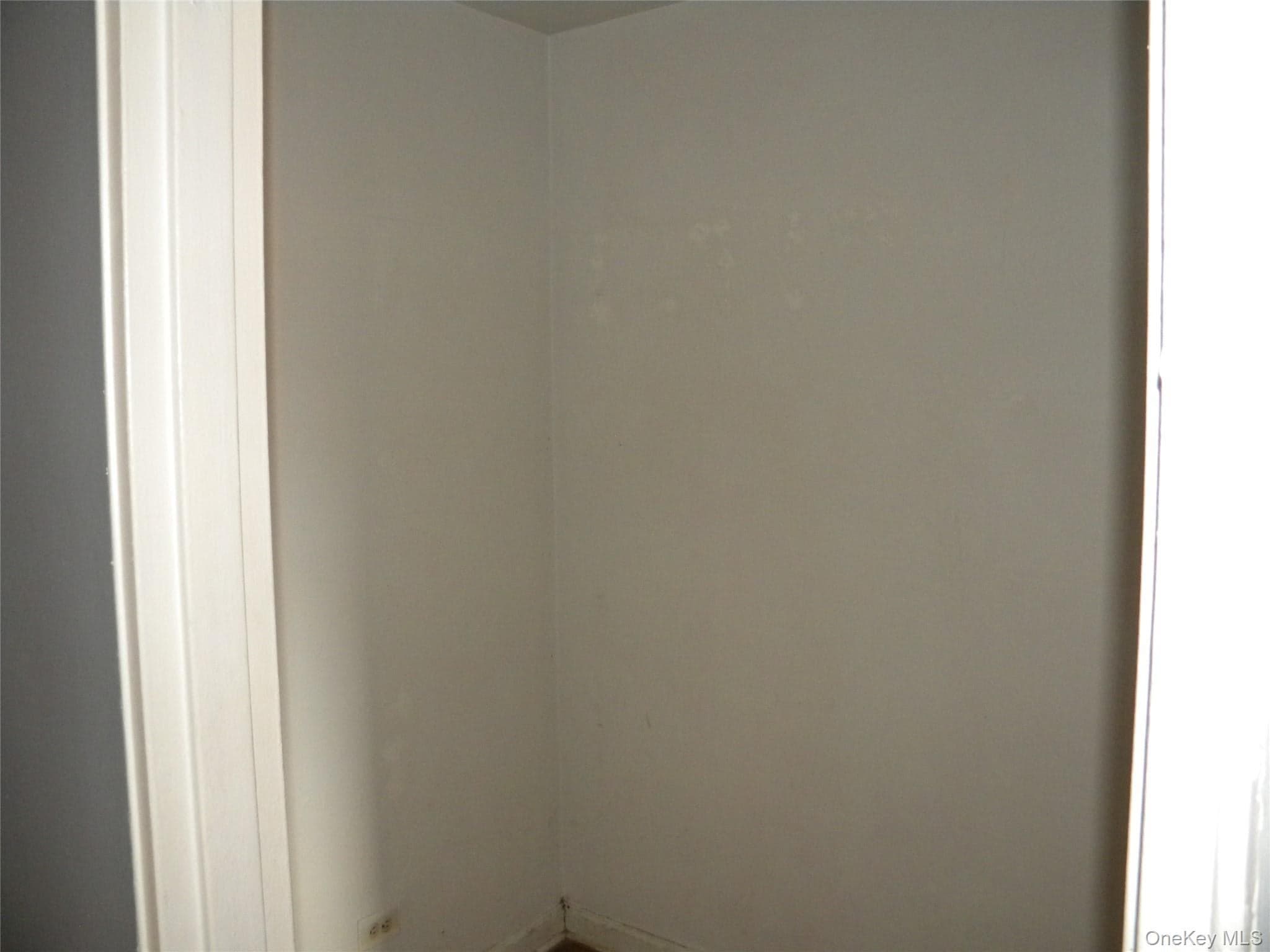 42-25 80th Street Unit: 5P thumbnail 6