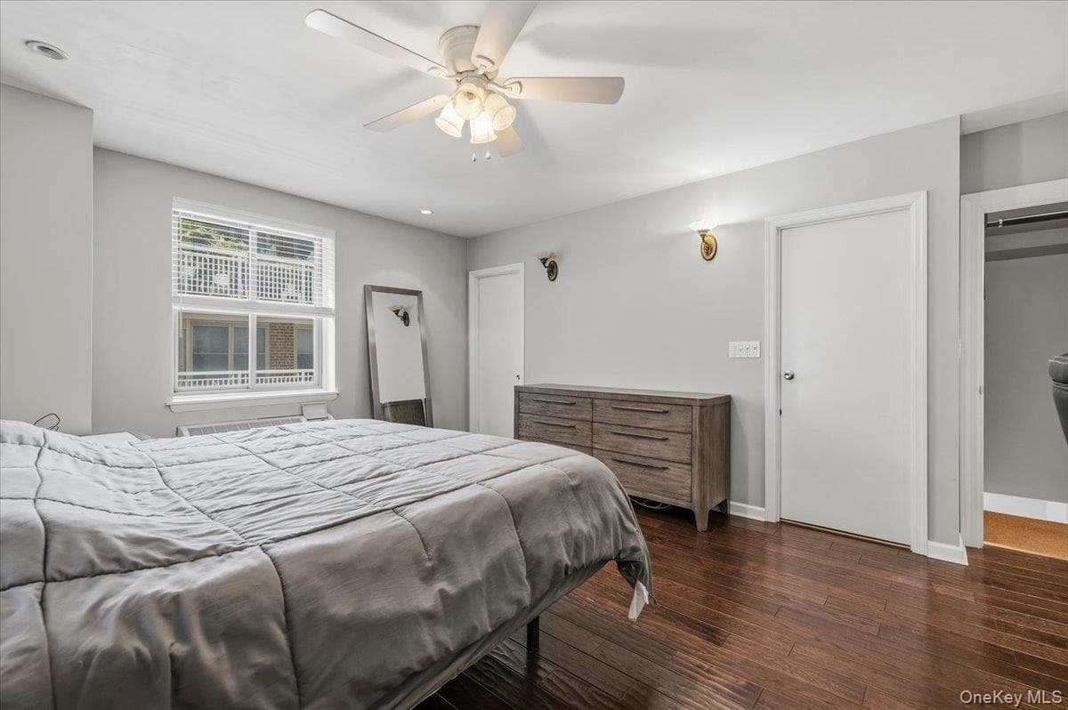 425 Shore Road Unit: 2D thumbnail 16