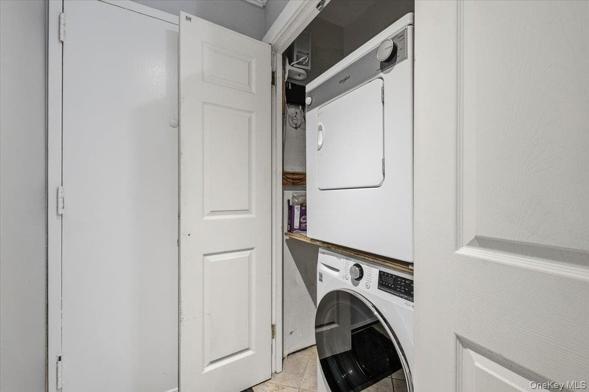 425 Shore Road Unit: 2D thumbnail 21