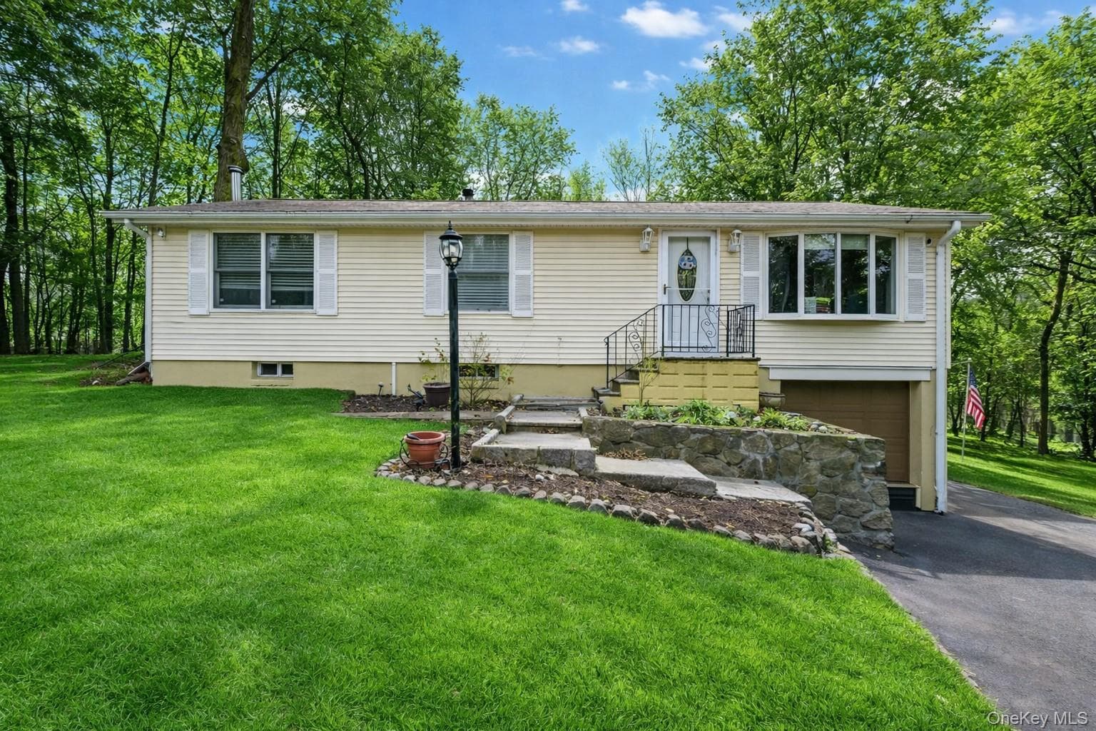 110 Laurel Hill Road thumbnail 2