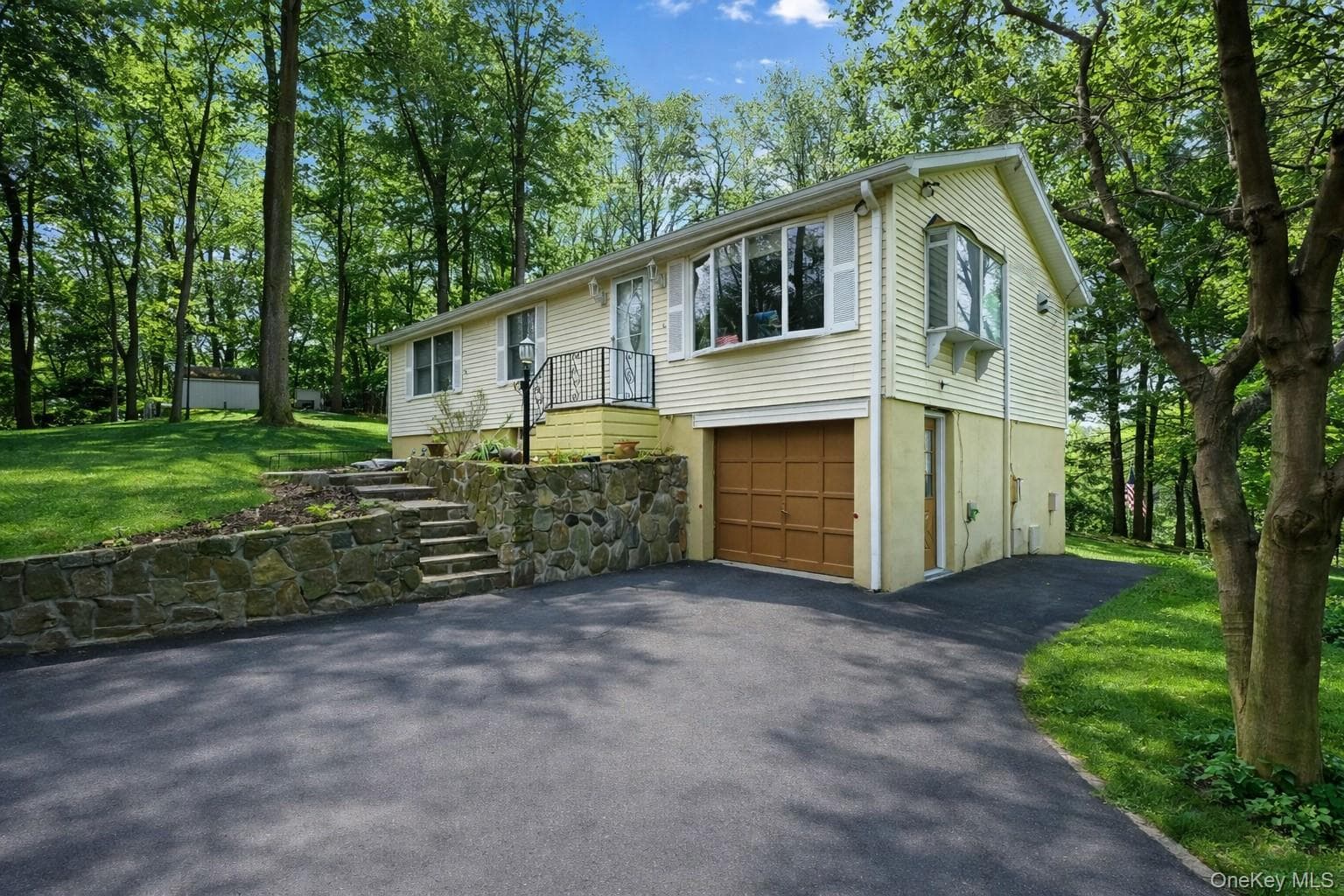 110 Laurel Hill Road thumbnail 3