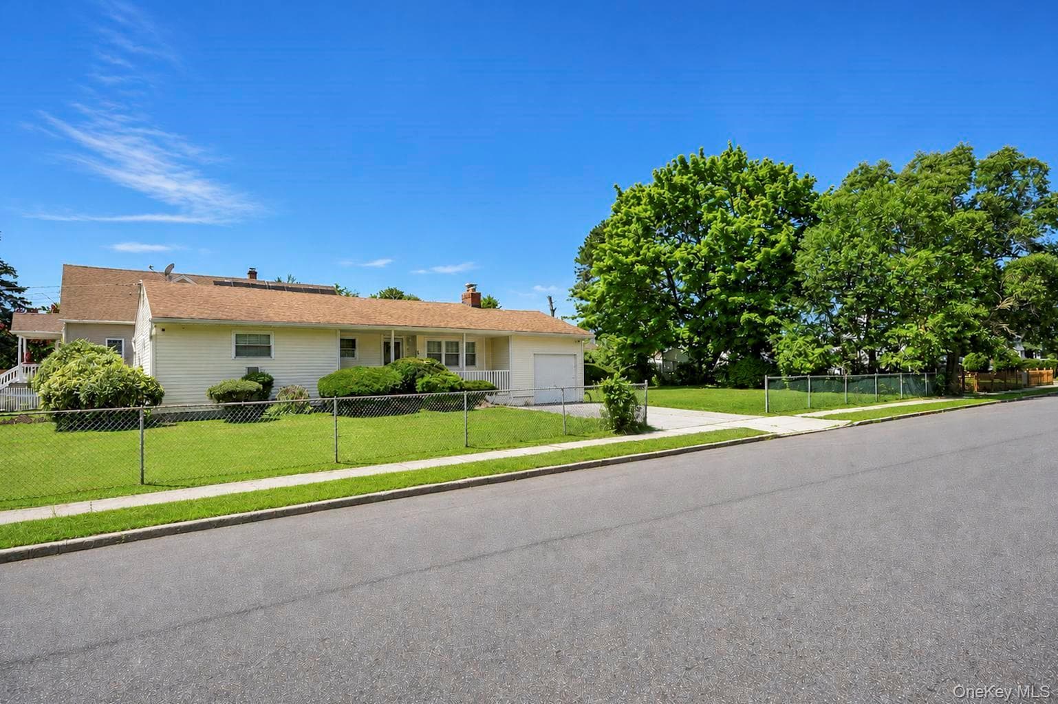 46 Marshall Avenue thumbnail 3