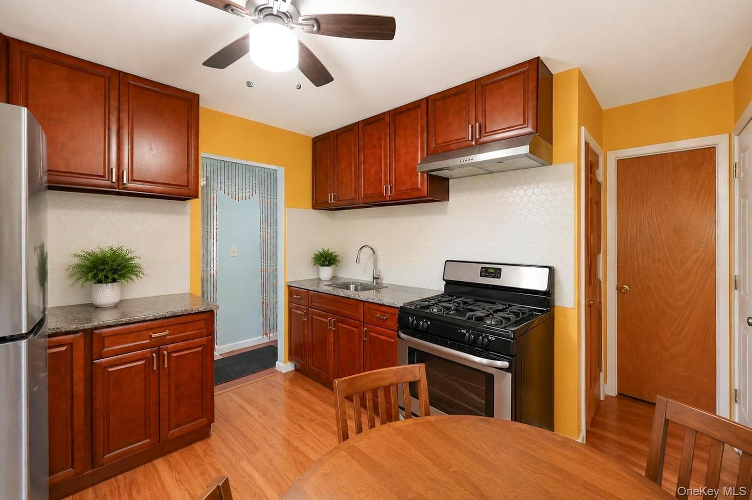 46 Marshall Avenue thumbnail 13