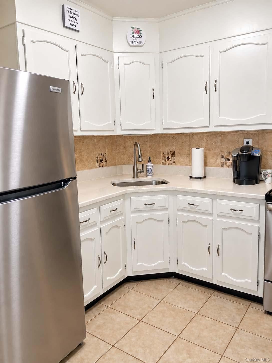 395 Woodbridge Drive Unit: E thumbnail 7