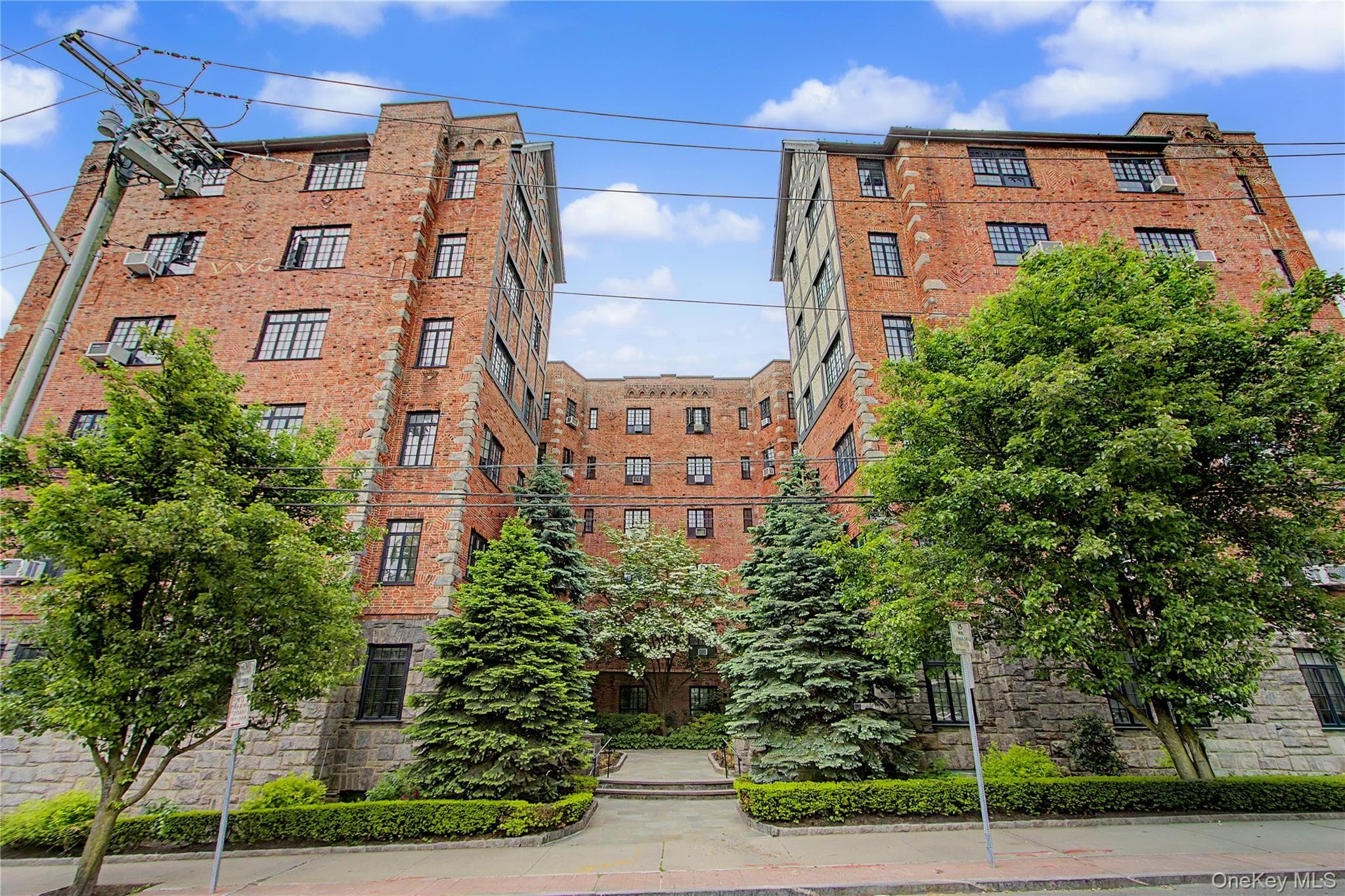45 W Pondfield Road Unit: LL2 thumbnail 4