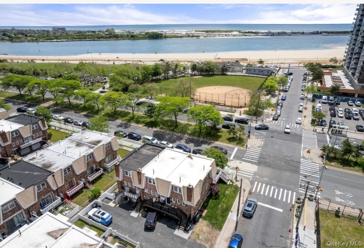 1666 Seagirt Boulevard thumbnail 16