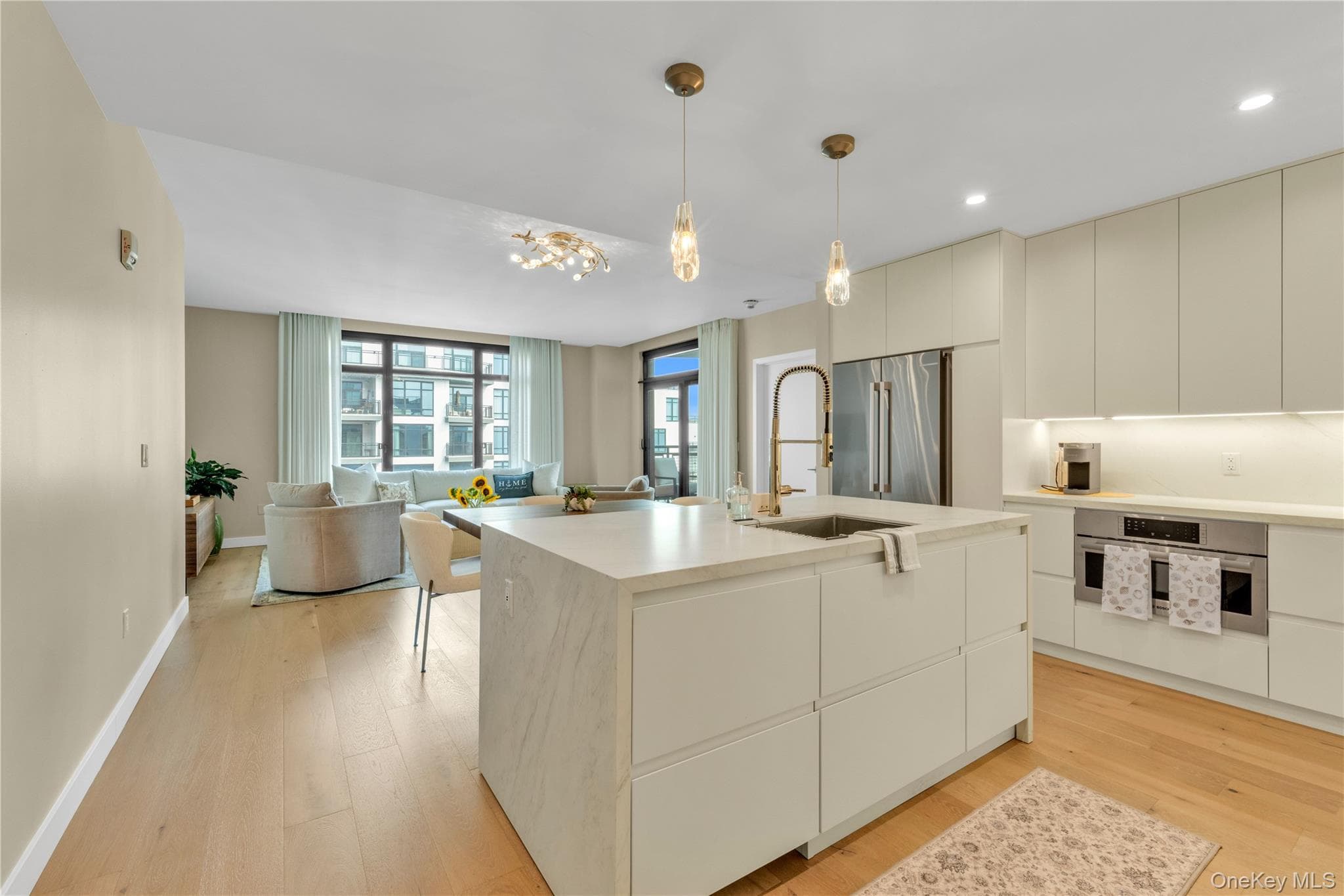 100 Boardwalk Unit: 904A thumbnail 6