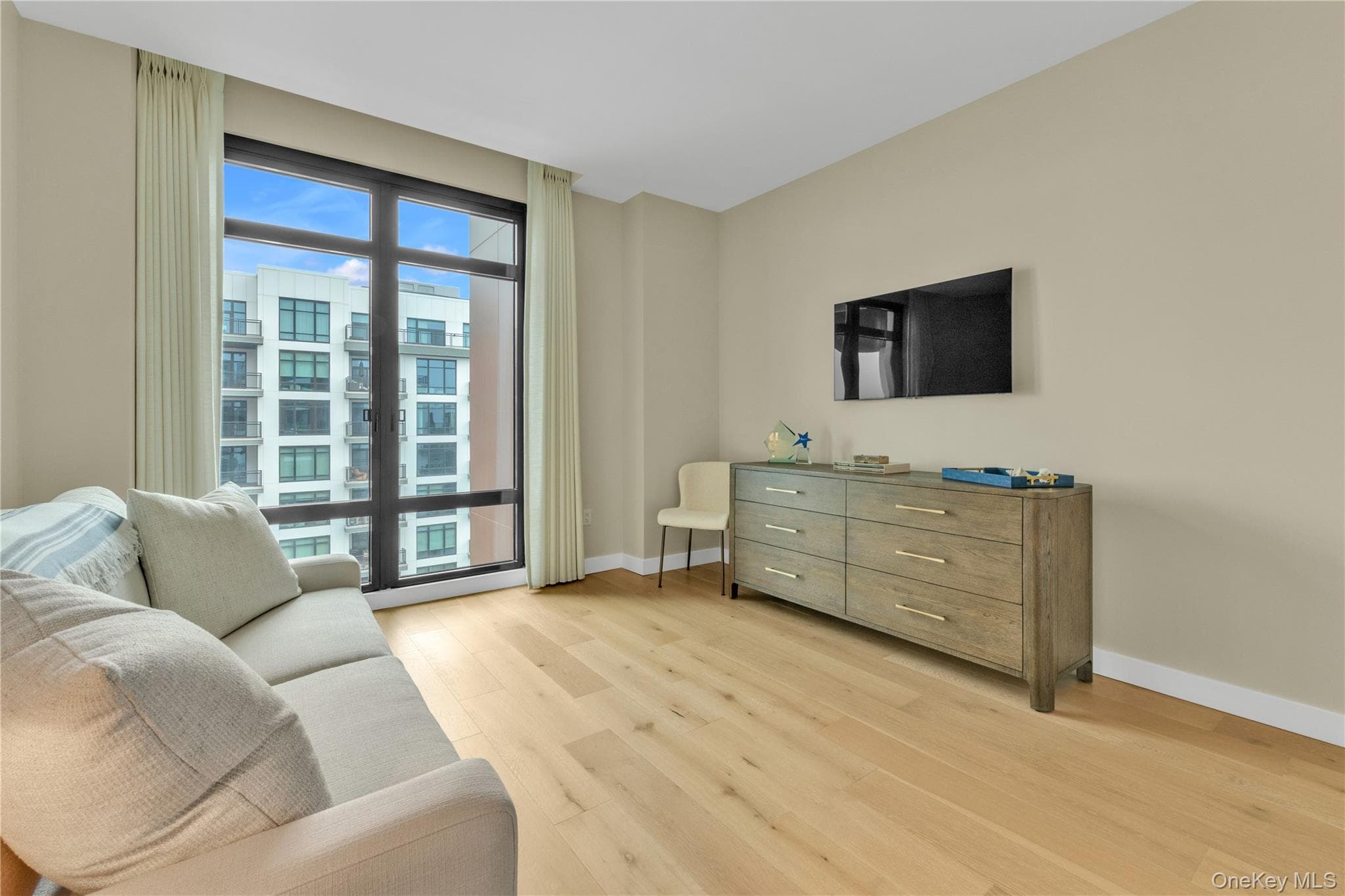 100 Boardwalk Unit: 904A thumbnail 16