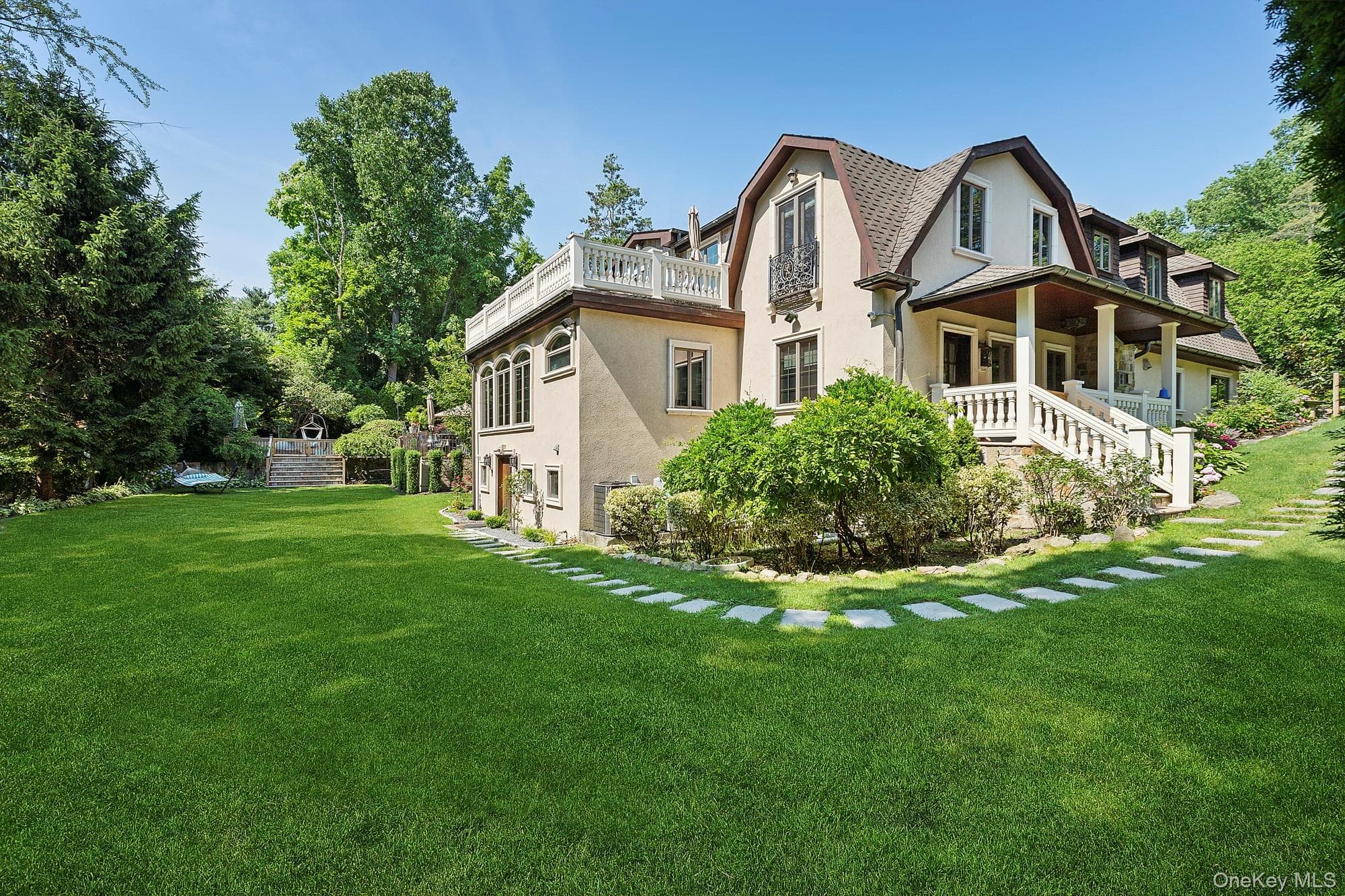 91 Crescent Beach Road thumbnail 36