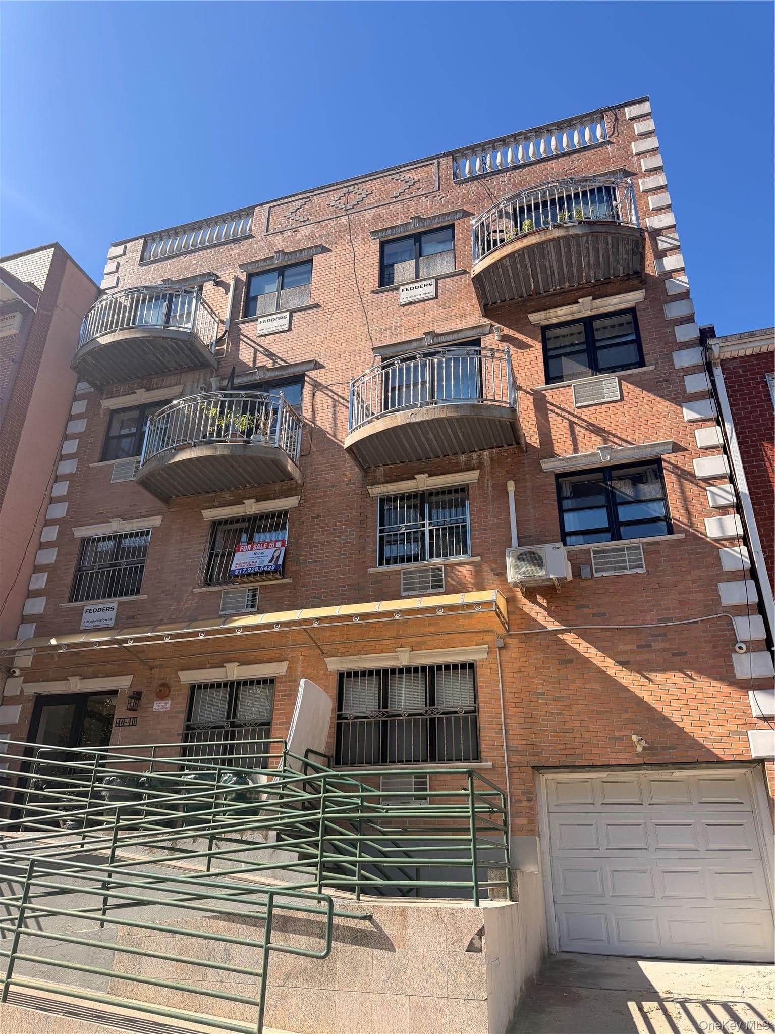 4040 68th Street Unit: 2A, Woodside
