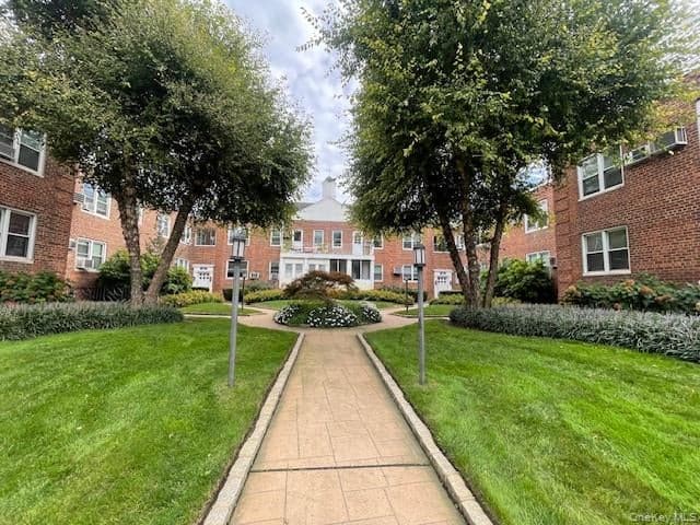 1385 Broadway Unit: A31, Hewlett