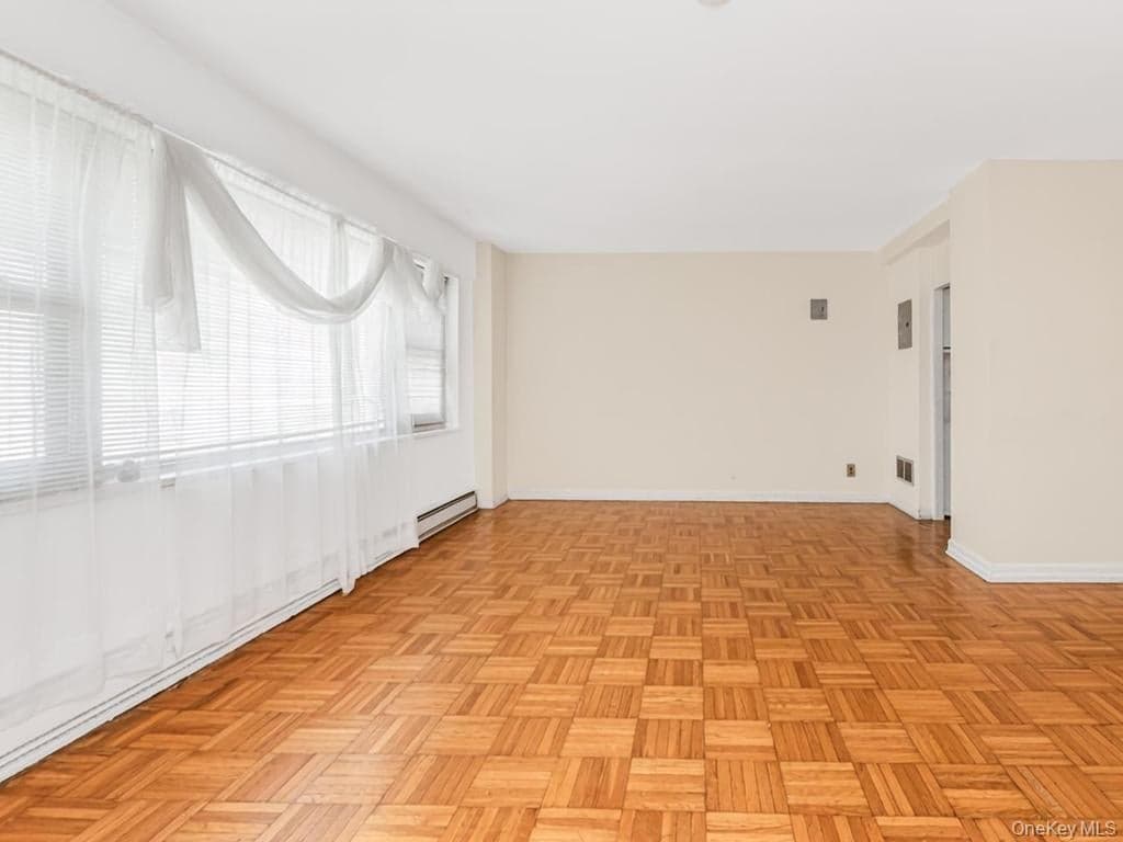 6 Fordham Hill Oval Unit: 10F thumbnail 5