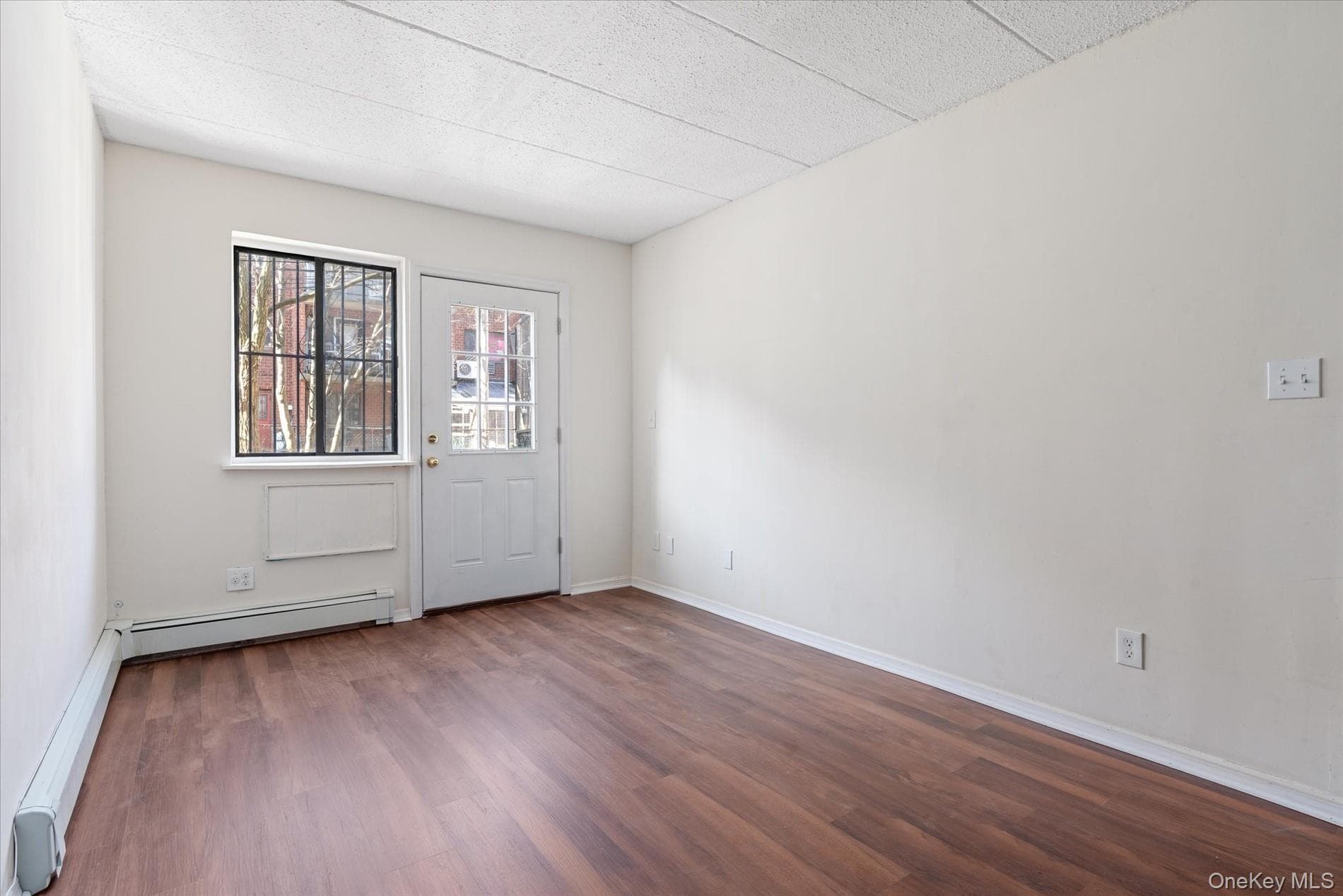140-12 33rd Avenue Unit: 101 thumbnail 3