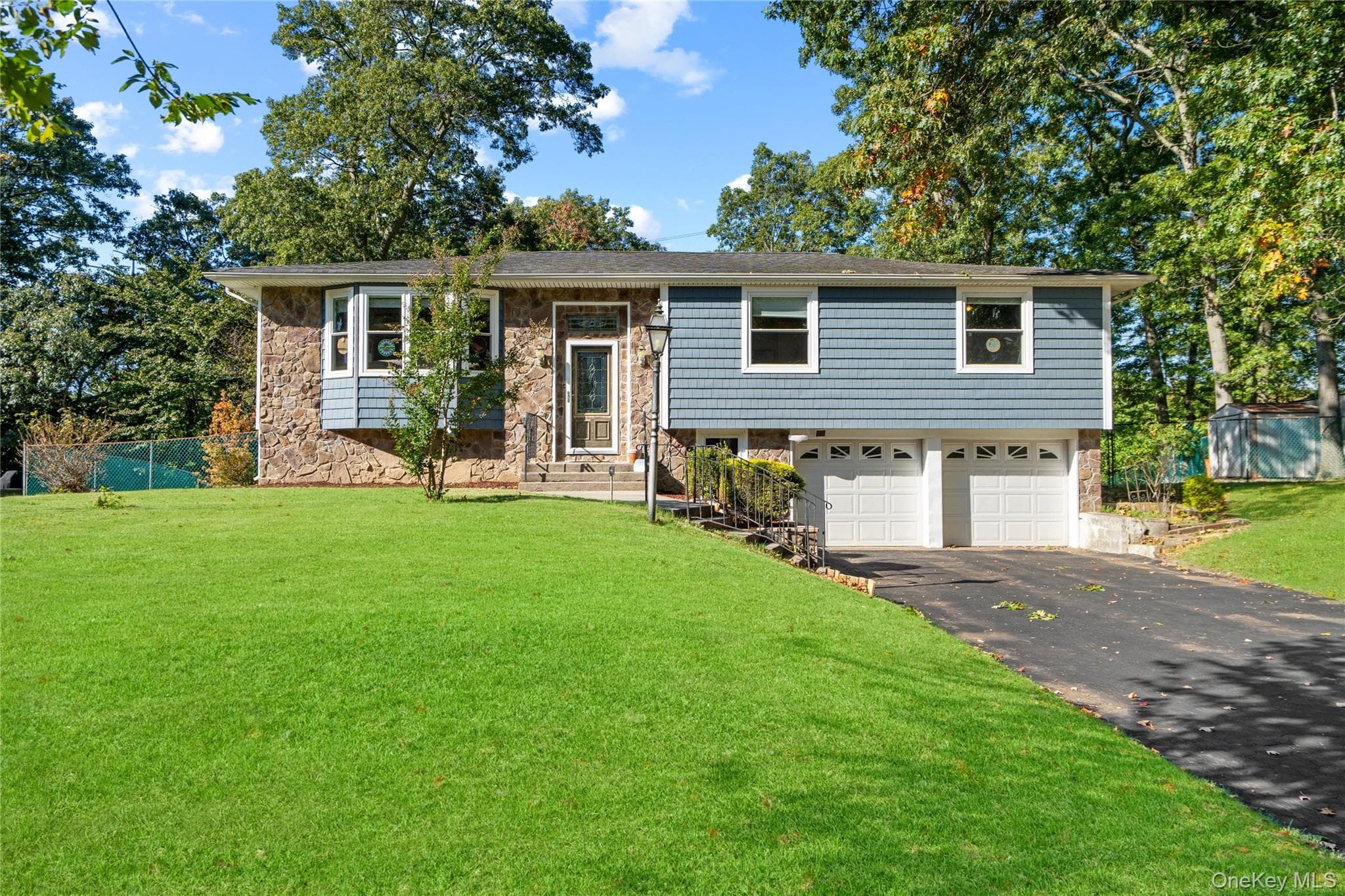 28 Peacock Lane photo 1