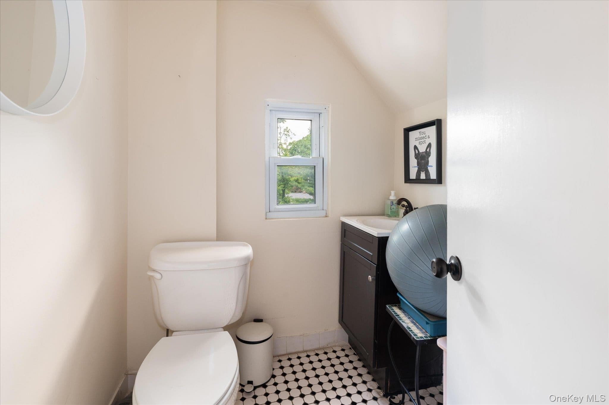 49 Smith Avenue thumbnail 18