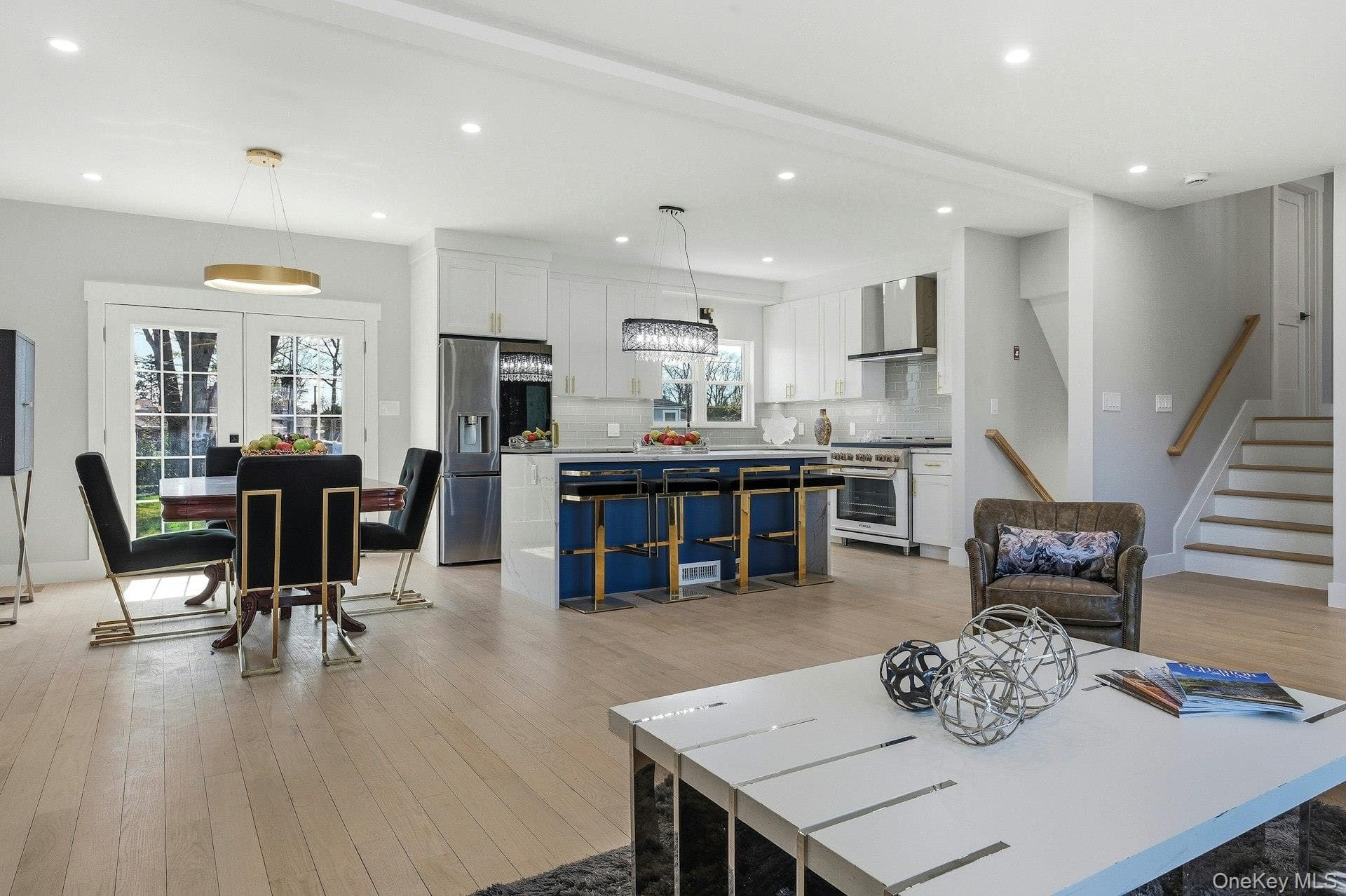 2040 Wellington Court thumbnail 15