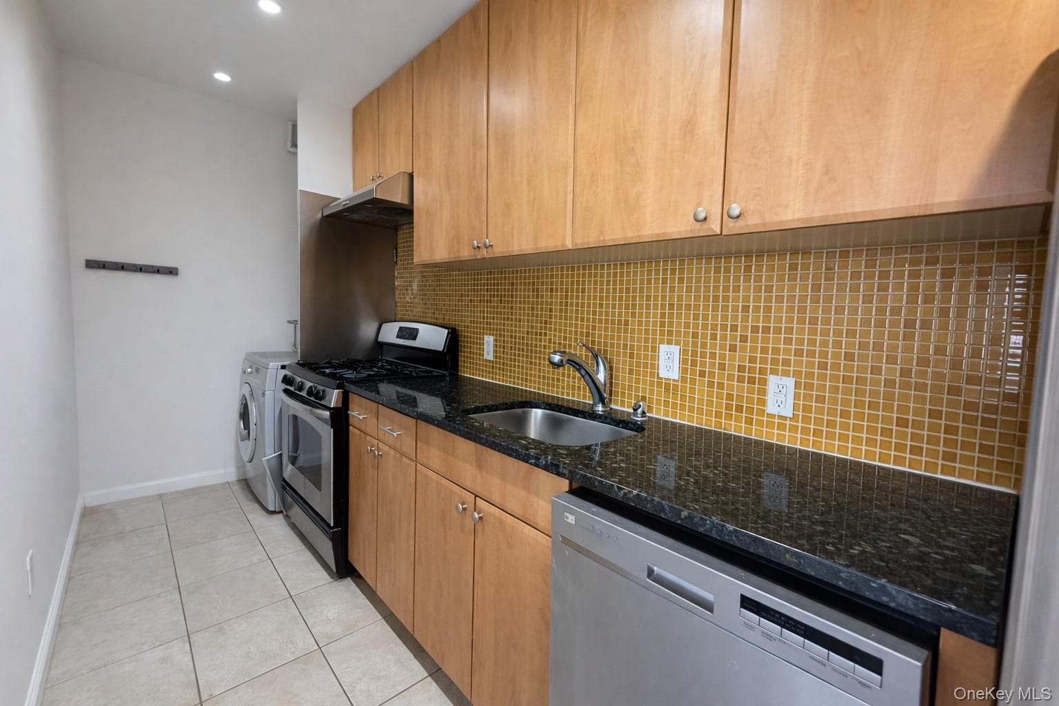 3138 137th Street Unit: 5A thumbnail 8