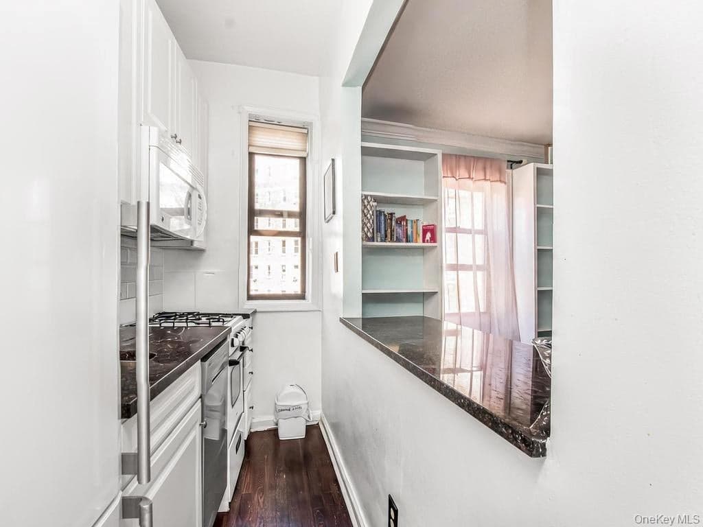 3875 Waldo Avenue Unit: 9R thumbnail 3