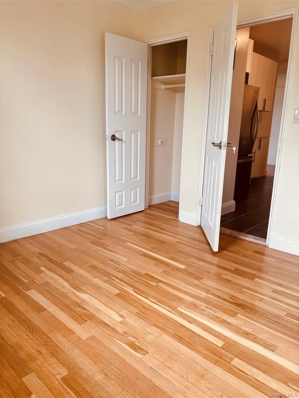 1304 Midland Avenue Unit: A43 thumbnail 10