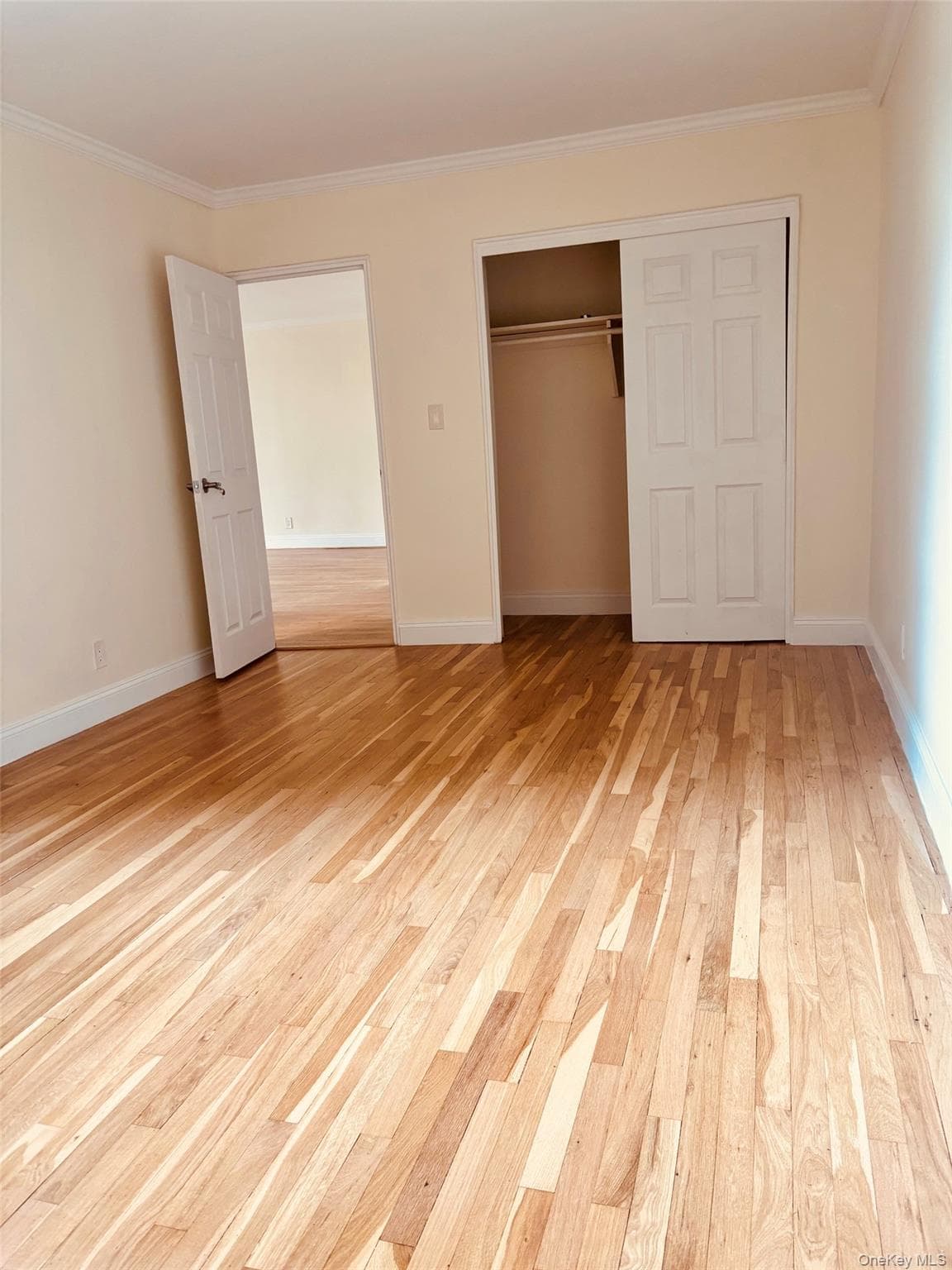 1304 Midland Avenue Unit: A43 thumbnail 7