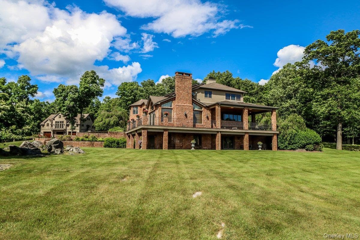 16 Reynwood Drive thumbnail 6
