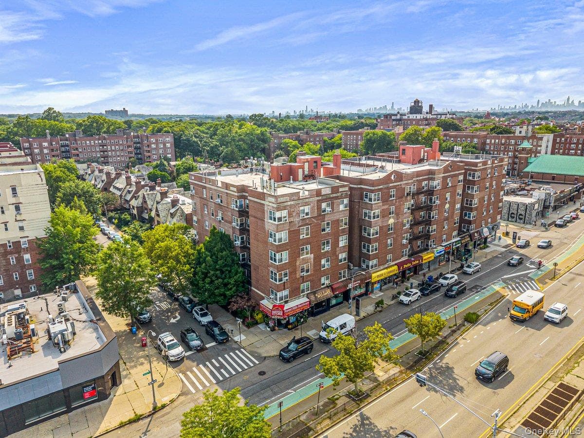 111-45 76 Avenue Unit: 62B, Forest Hills