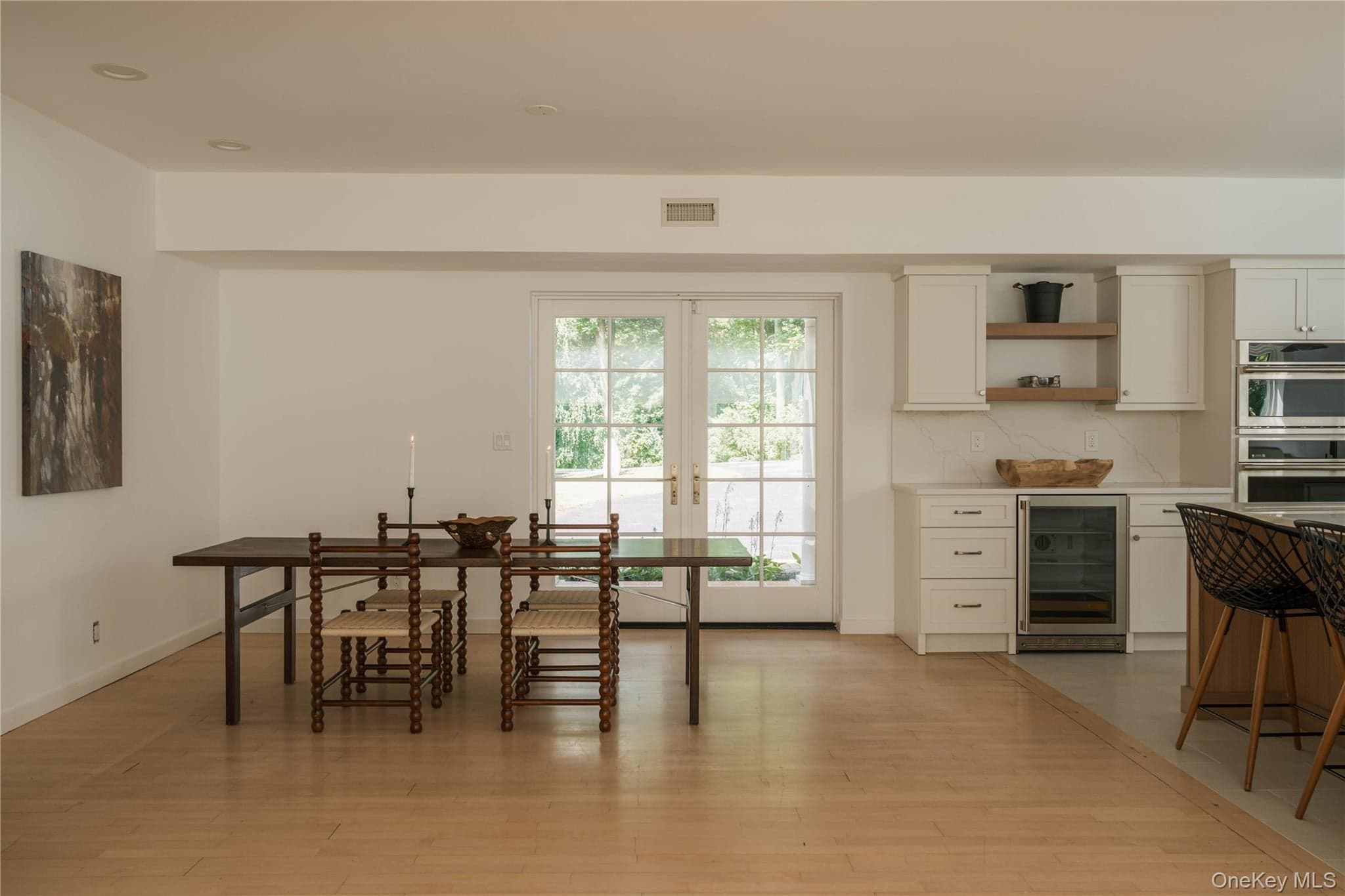 596 Hurley Avenue thumbnail 11
