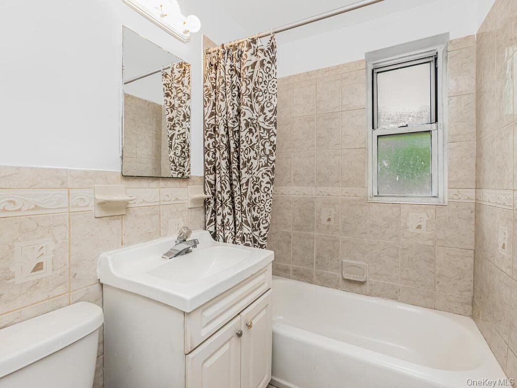144 Ravine Avenue Unit: 2C thumbnail 5