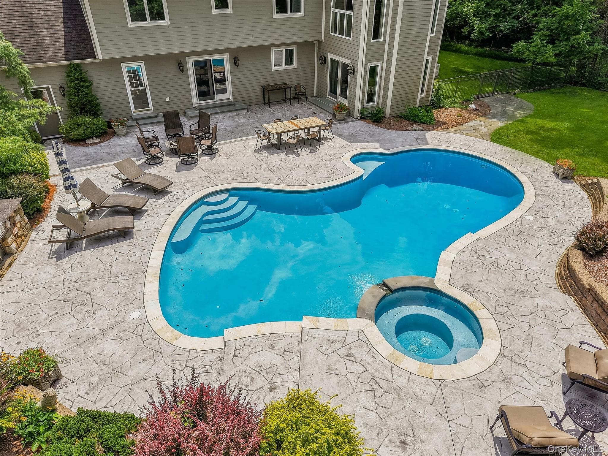 7 Greenfield Drive thumbnail 40