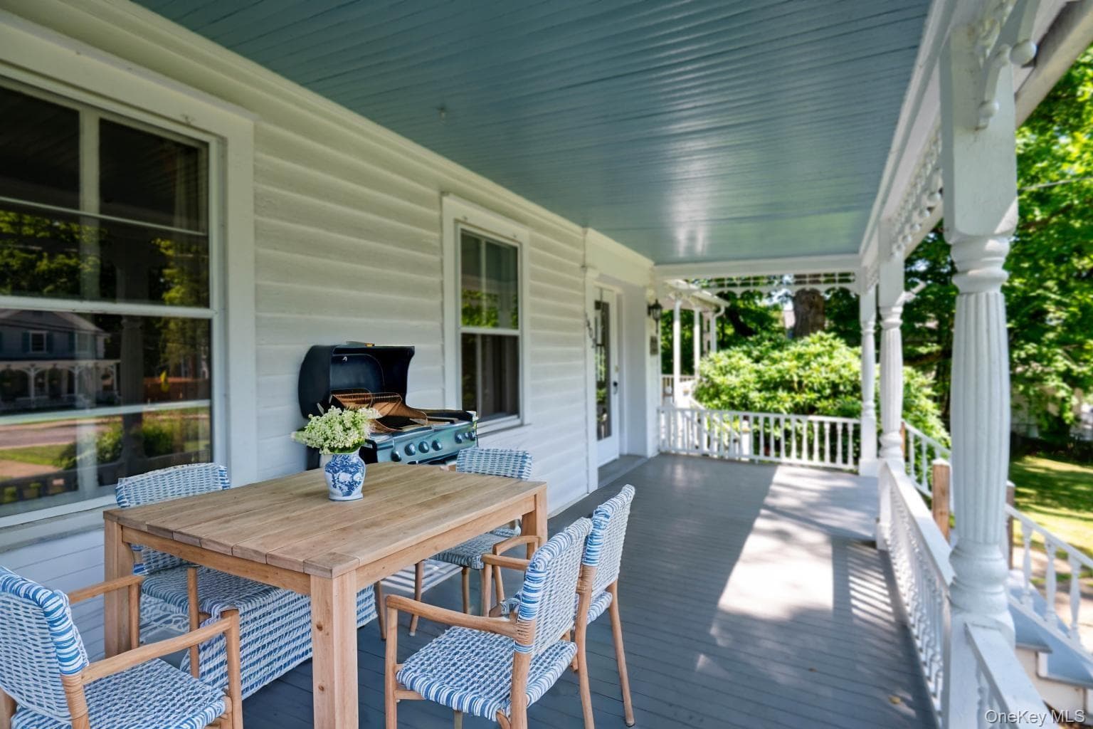 1402 Albany Avenue thumbnail 2