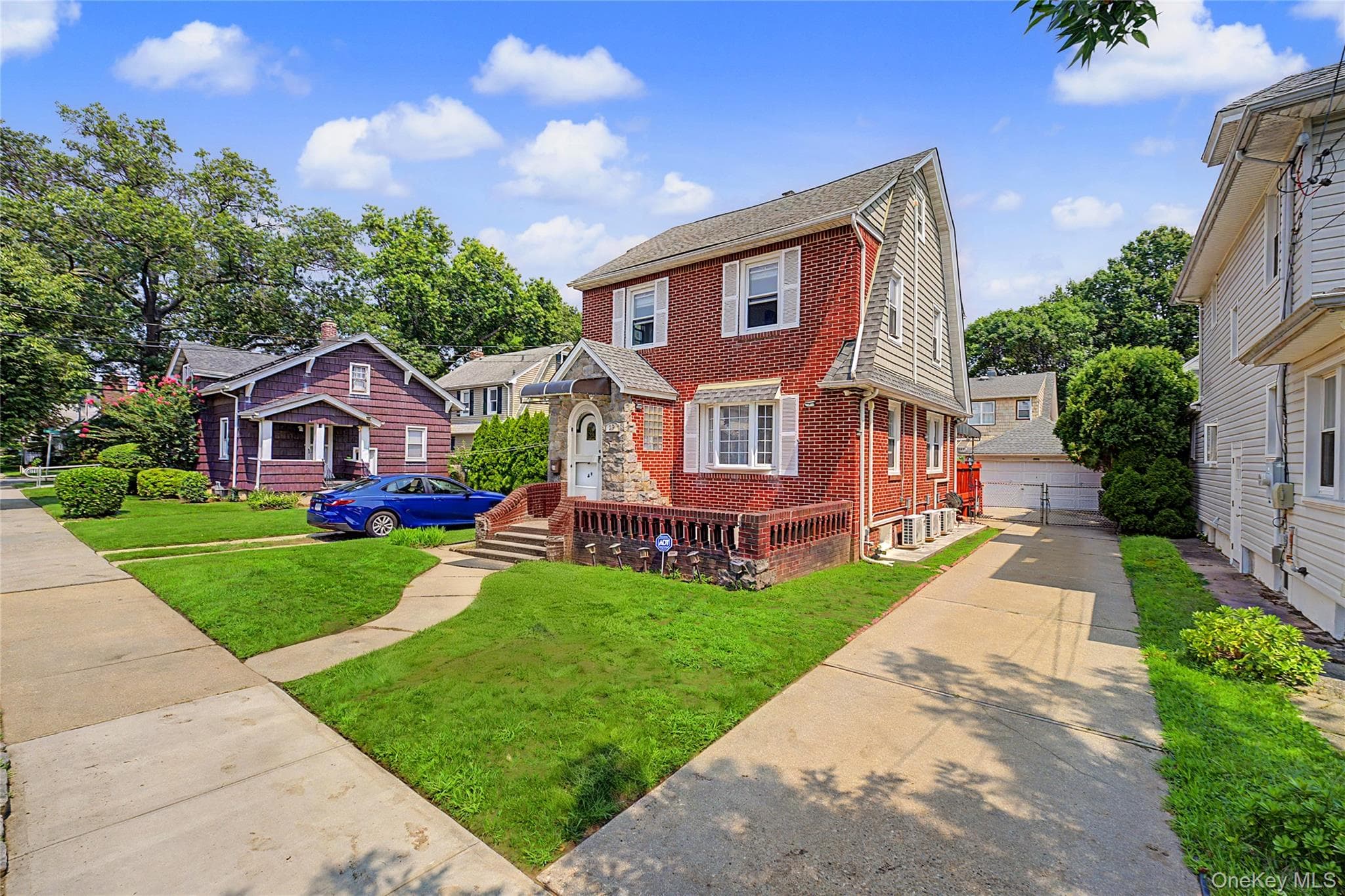 29 Holland Avenue thumbnail 2