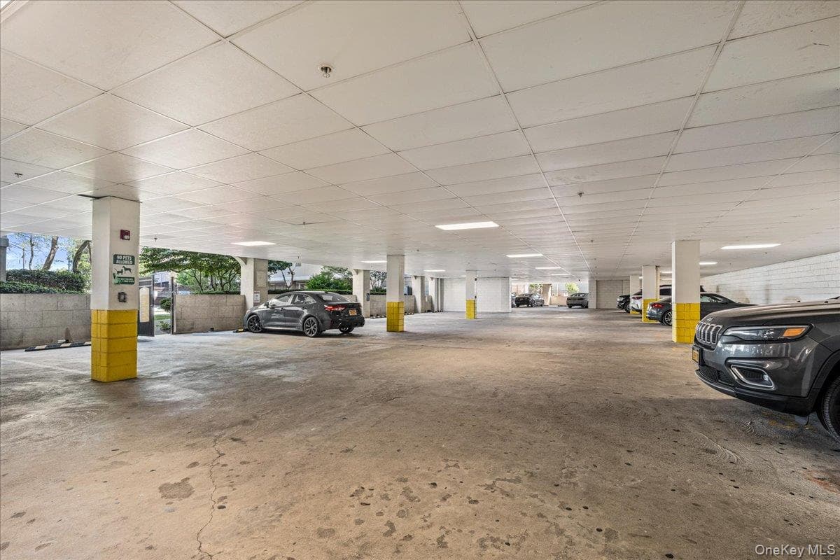130 Post Avenue Unit: 324 thumbnail 16