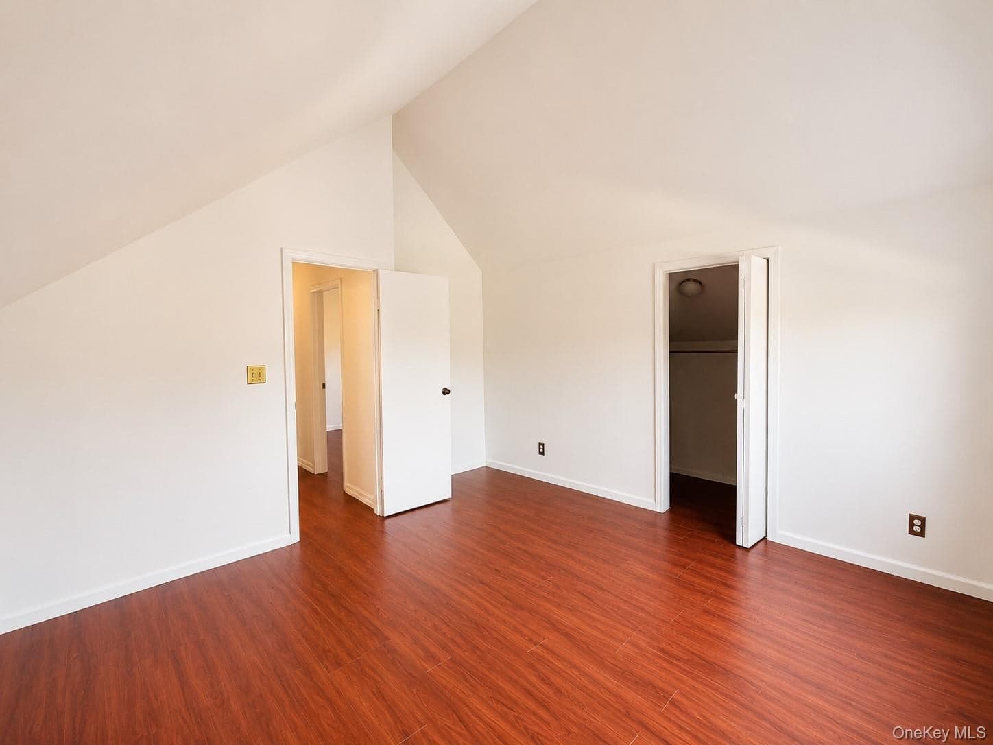 1374 Hobart Avenue thumbnail 27