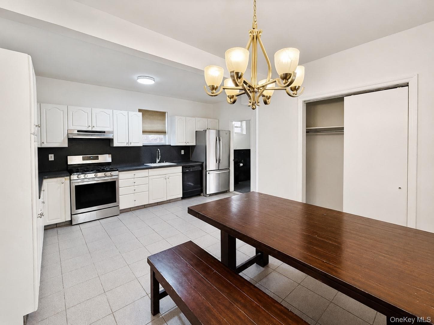 1374 Hobart Avenue thumbnail 11