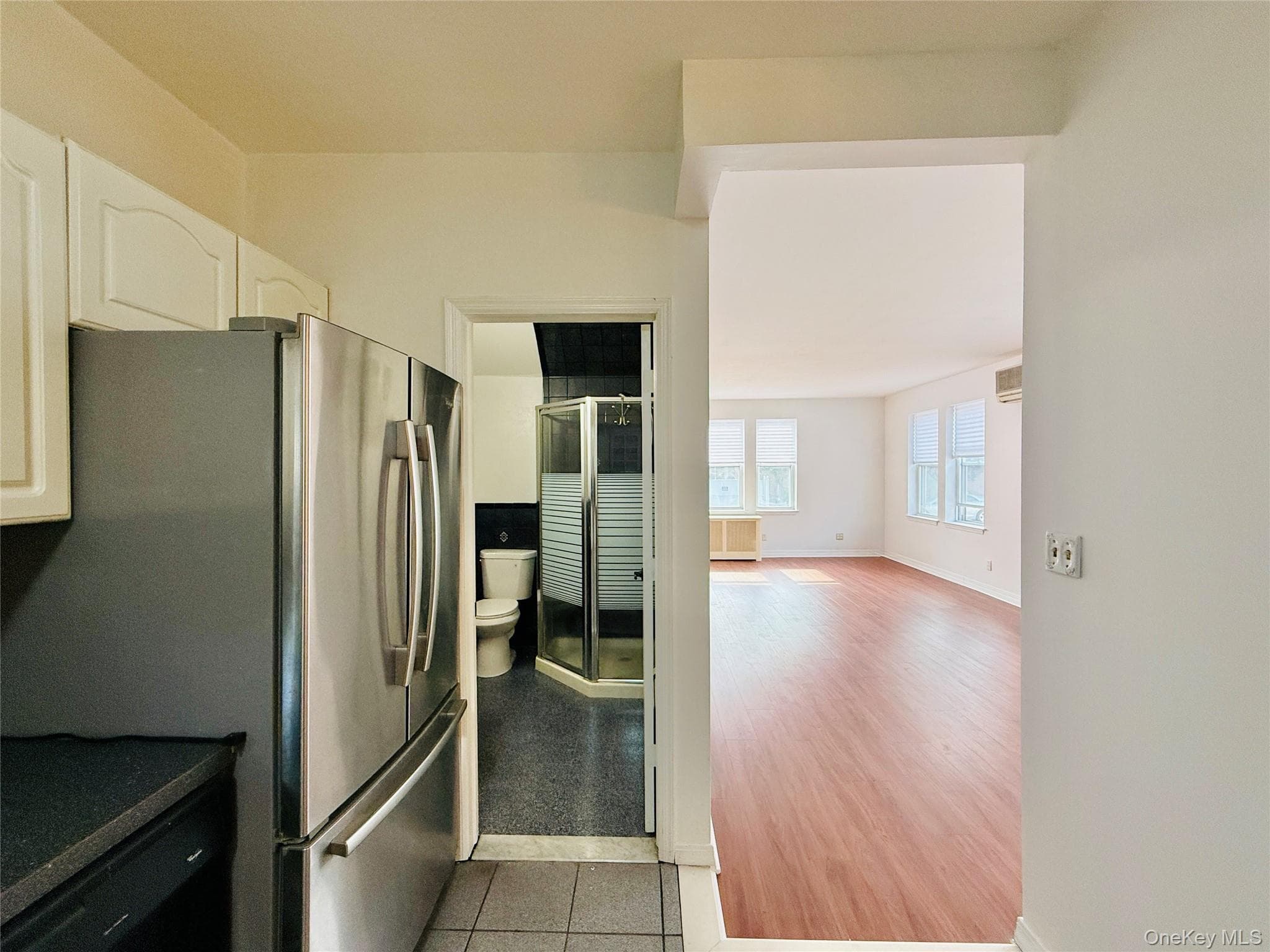 1374 Hobart Avenue thumbnail 13