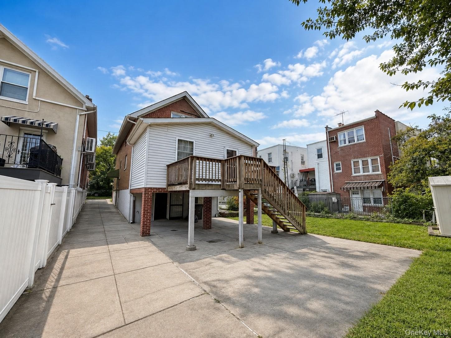 1374 Hobart Avenue thumbnail 43